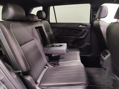 2023 Volkswagen Tiguan SE R-Line Black AWD w/Sunroof