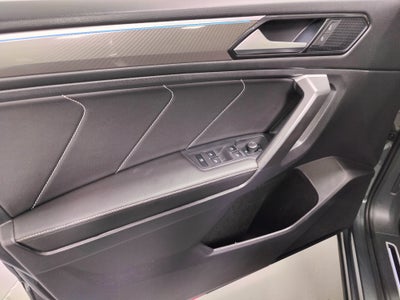 2023 Volkswagen Tiguan SE R-Line Black AWD w/Sunroof