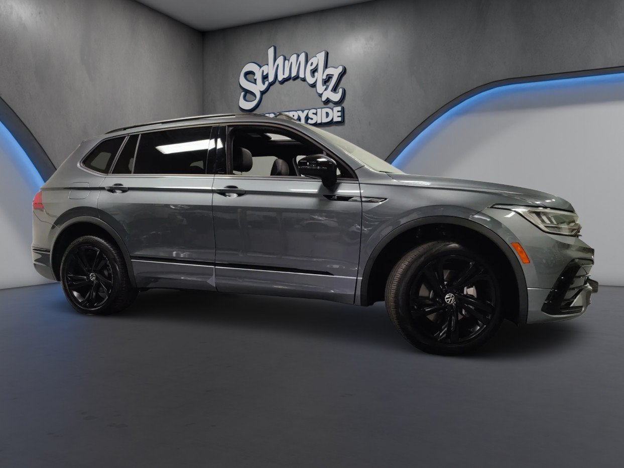 2023 Volkswagen Tiguan SE R-Line Black AWD w/Sunroof