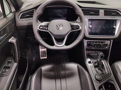 2022 Volkswagen Tiguan SE R-Line Black AWD w/Sunroof
