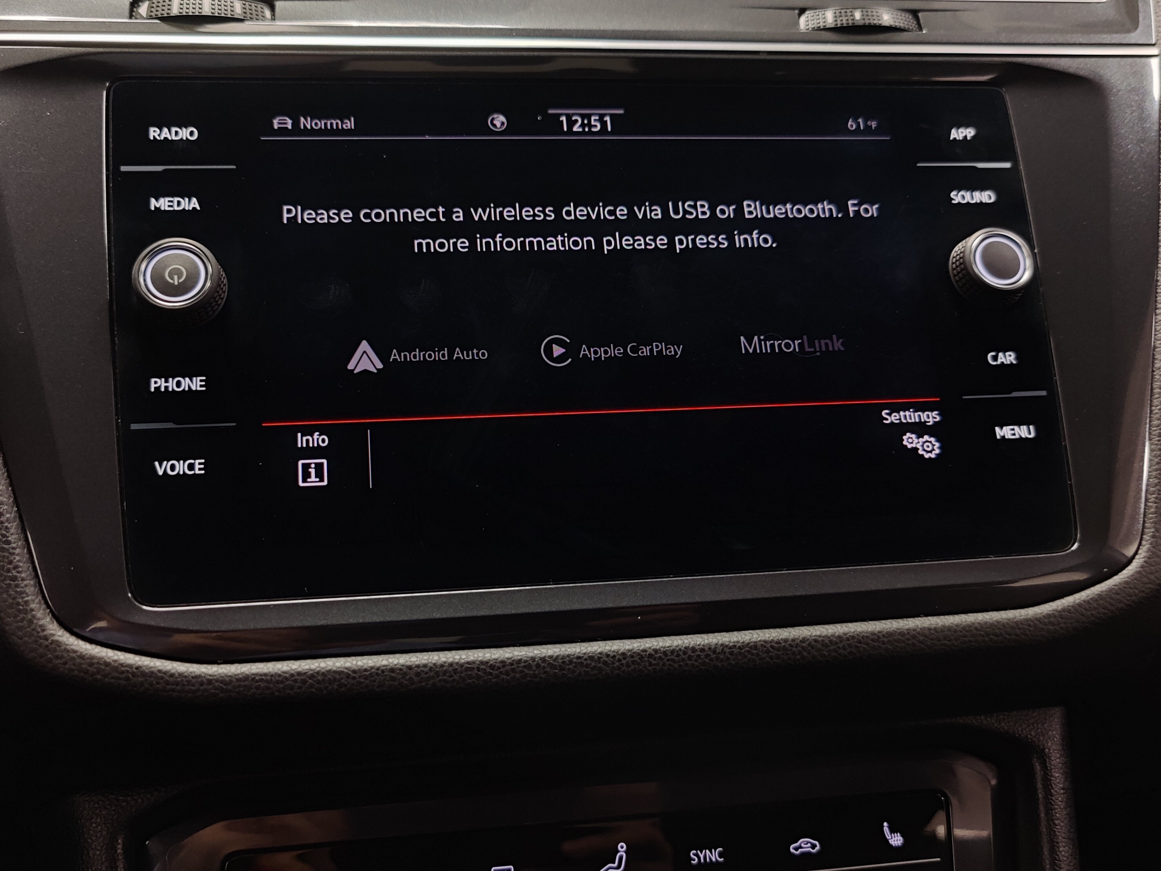 2022 Volkswagen Tiguan SE R-Line Black AWD w/Sunroof
