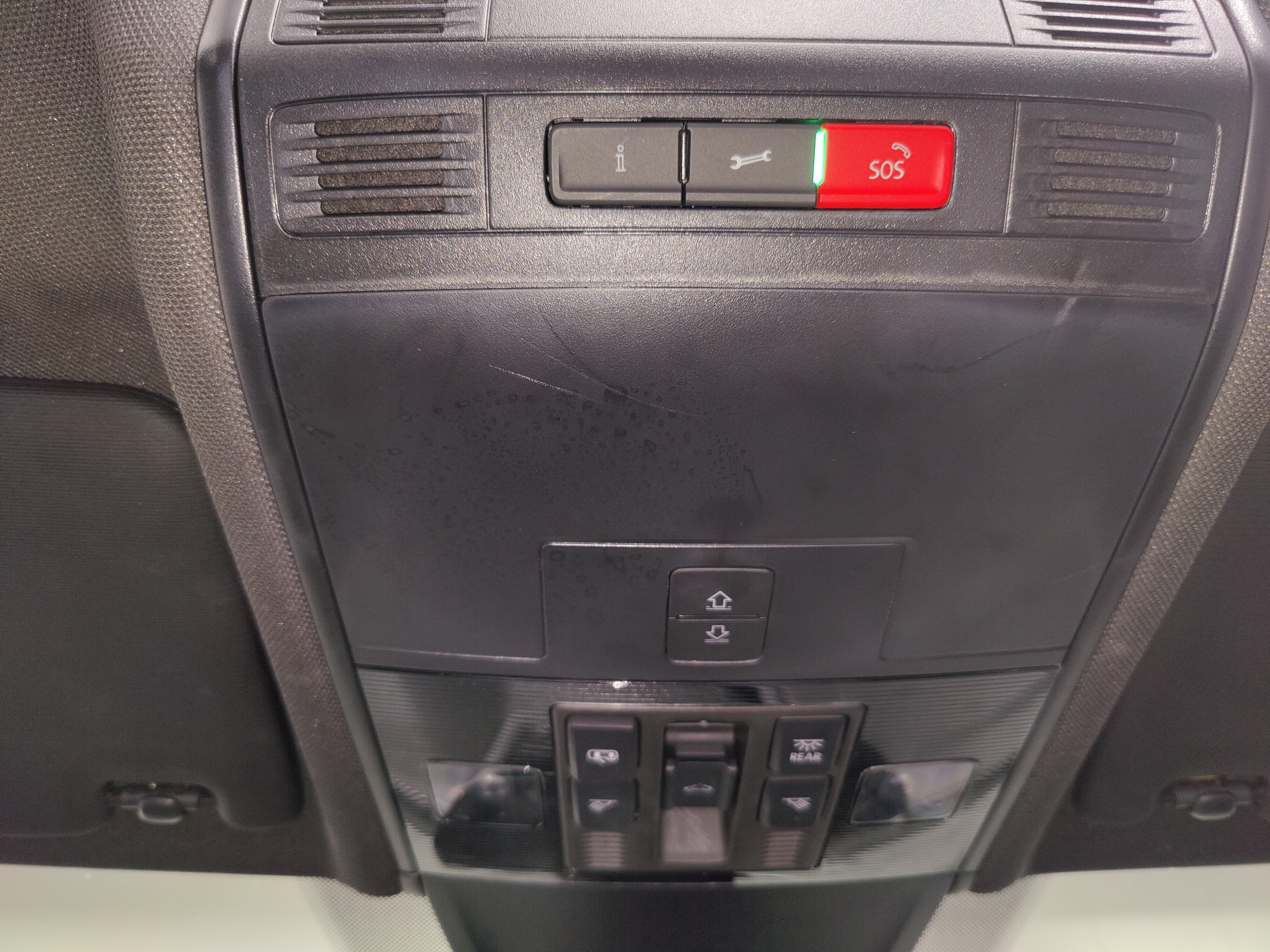 2022 Volkswagen Tiguan SE R-Line Black AWD w/Sunroof