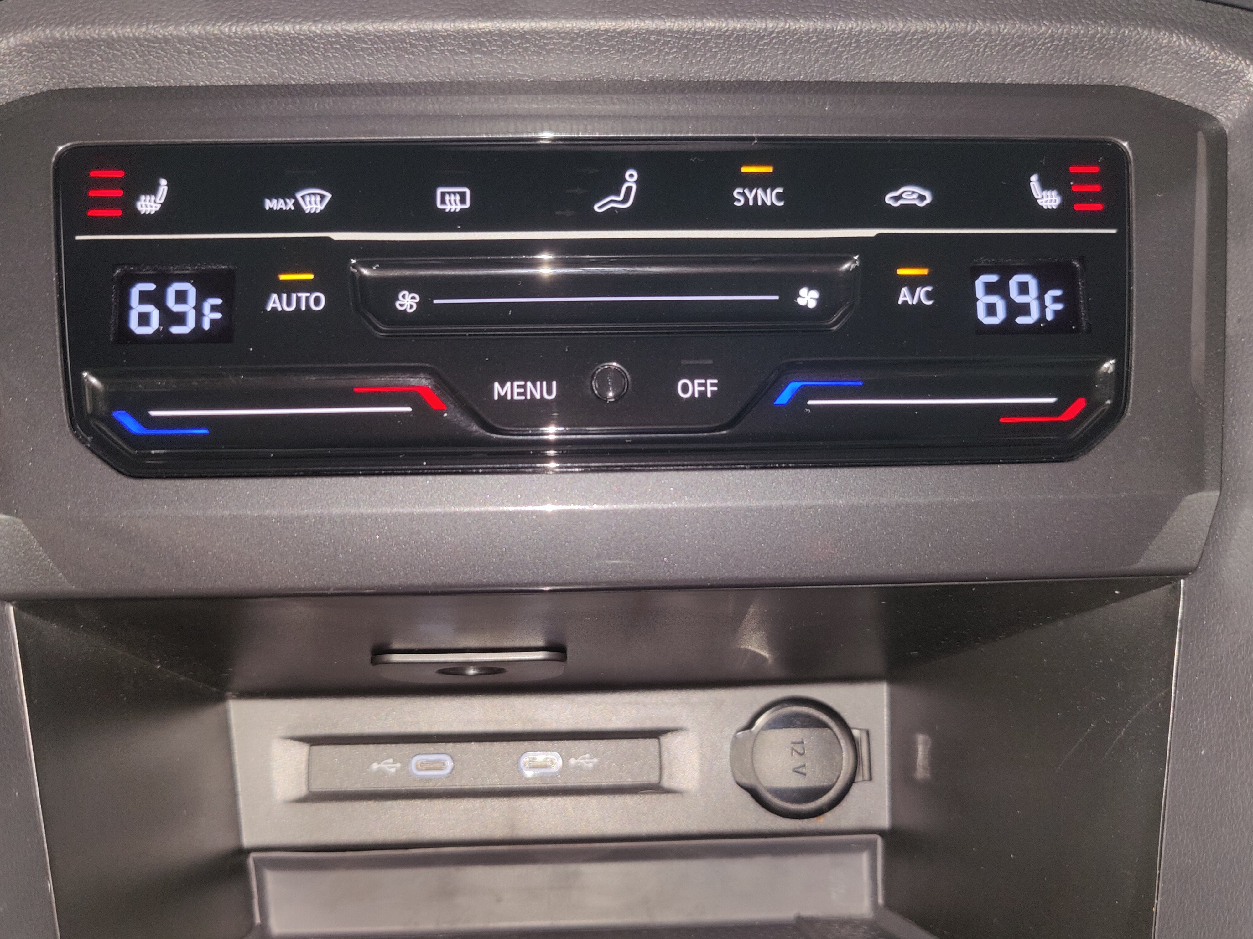 2024 Volkswagen Tiguan SE R-Line Black AWD w/Sunroof
