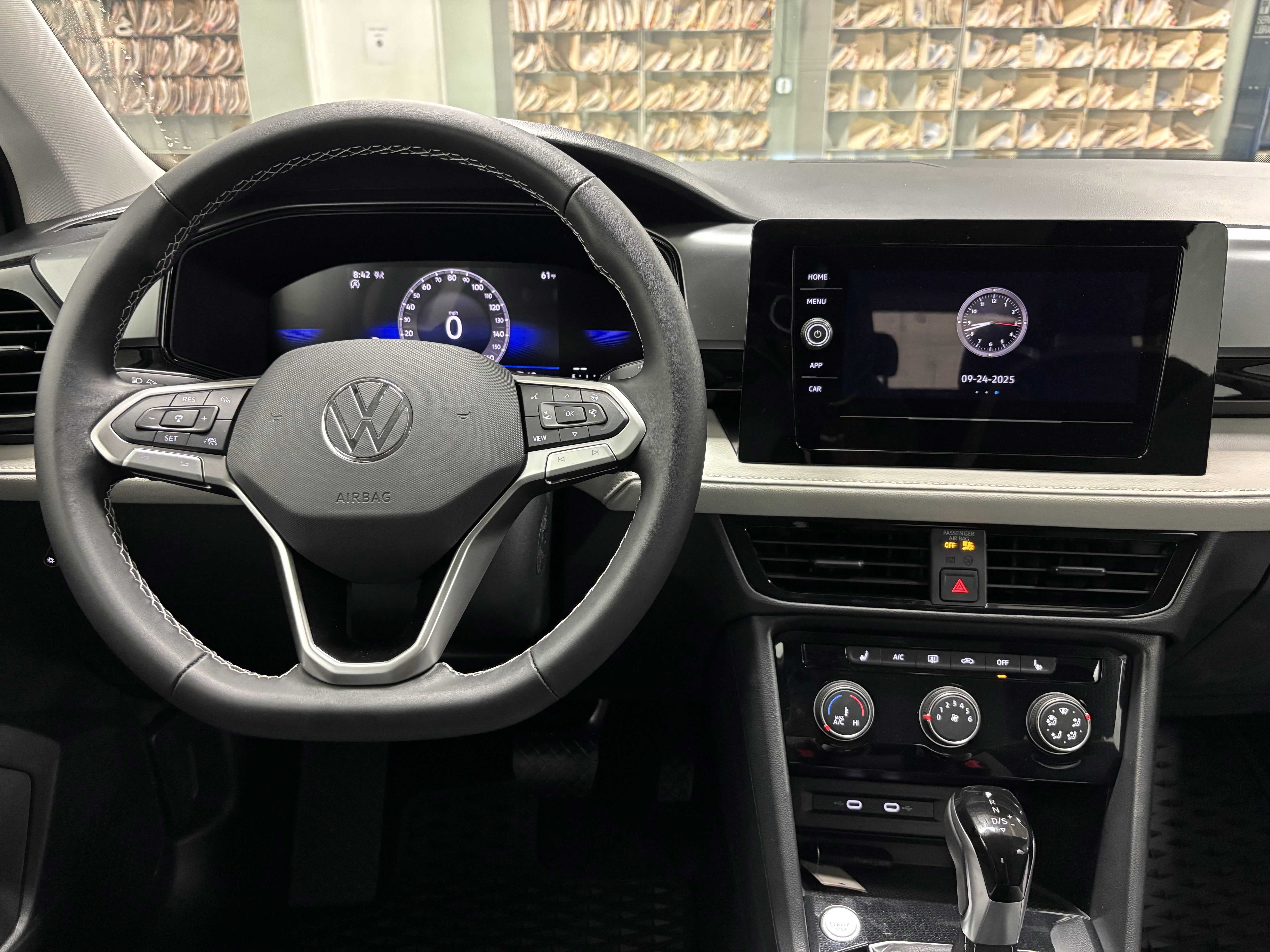 2025 Volkswagen Taos S