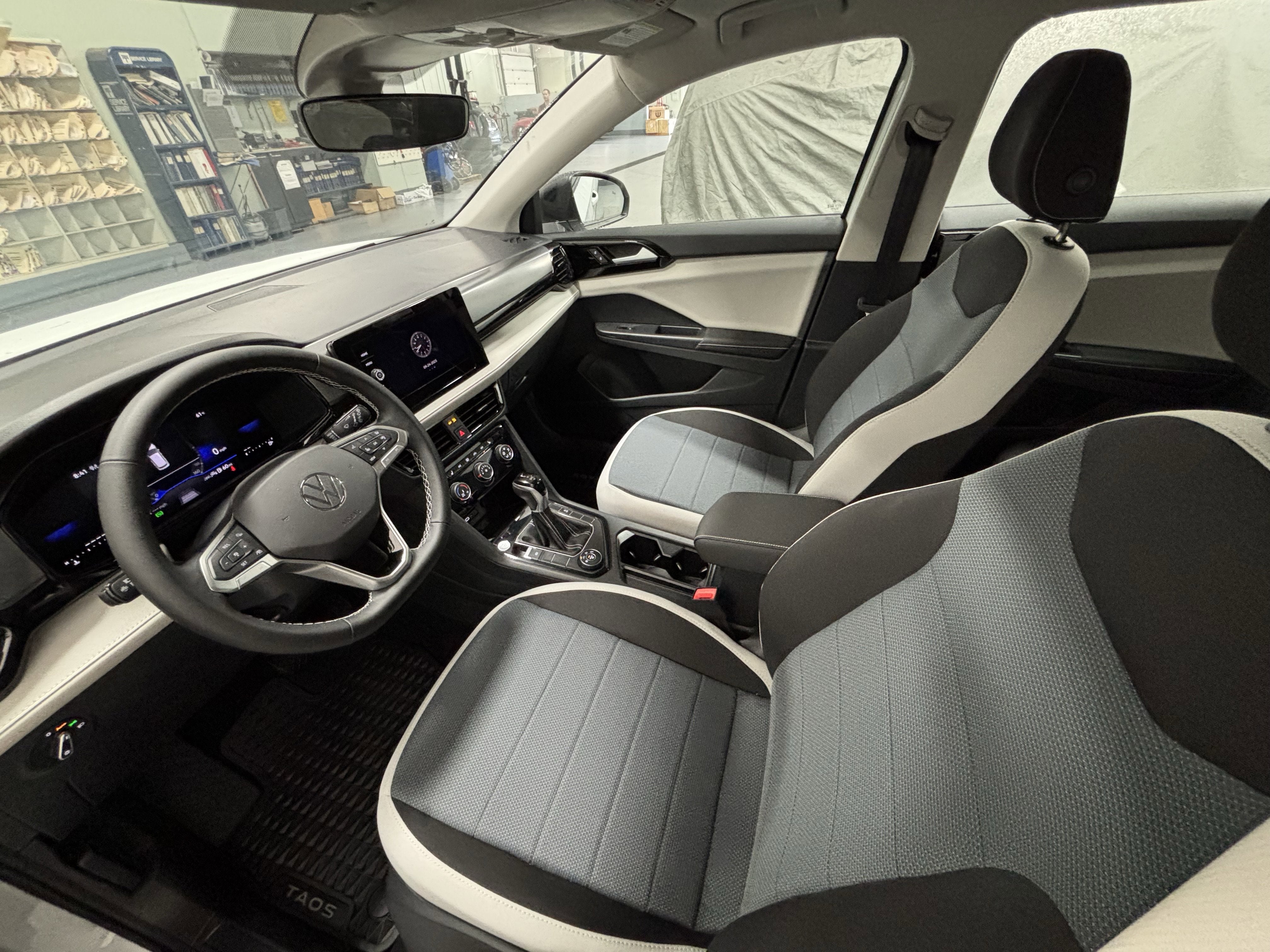 2025 Volkswagen Taos S