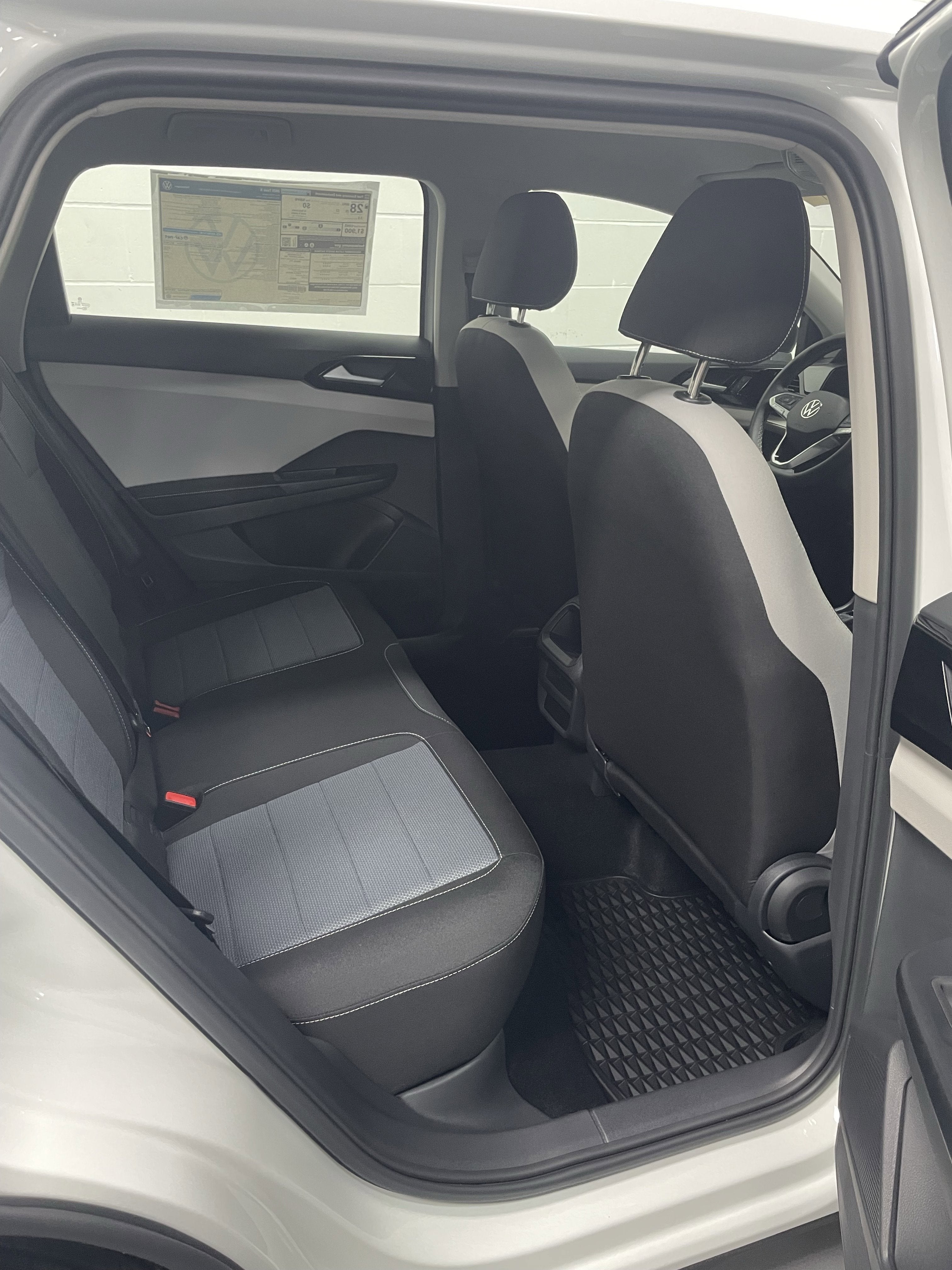 2025 Volkswagen Taos S