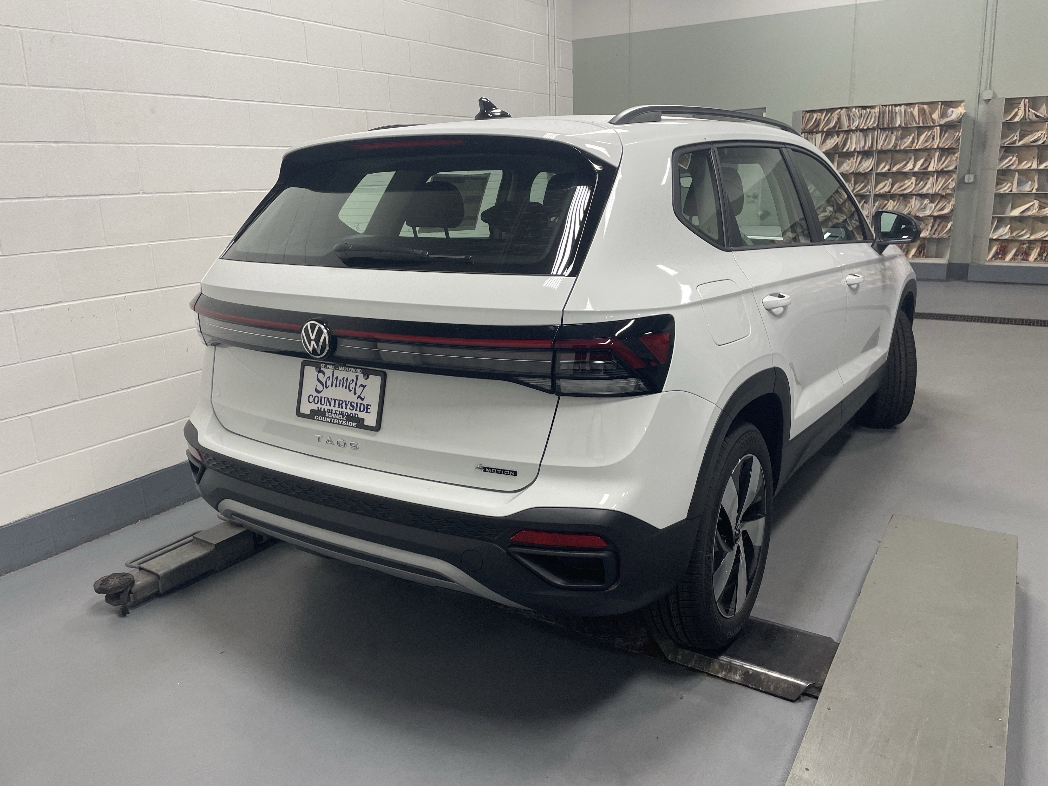 2025 Volkswagen Taos S