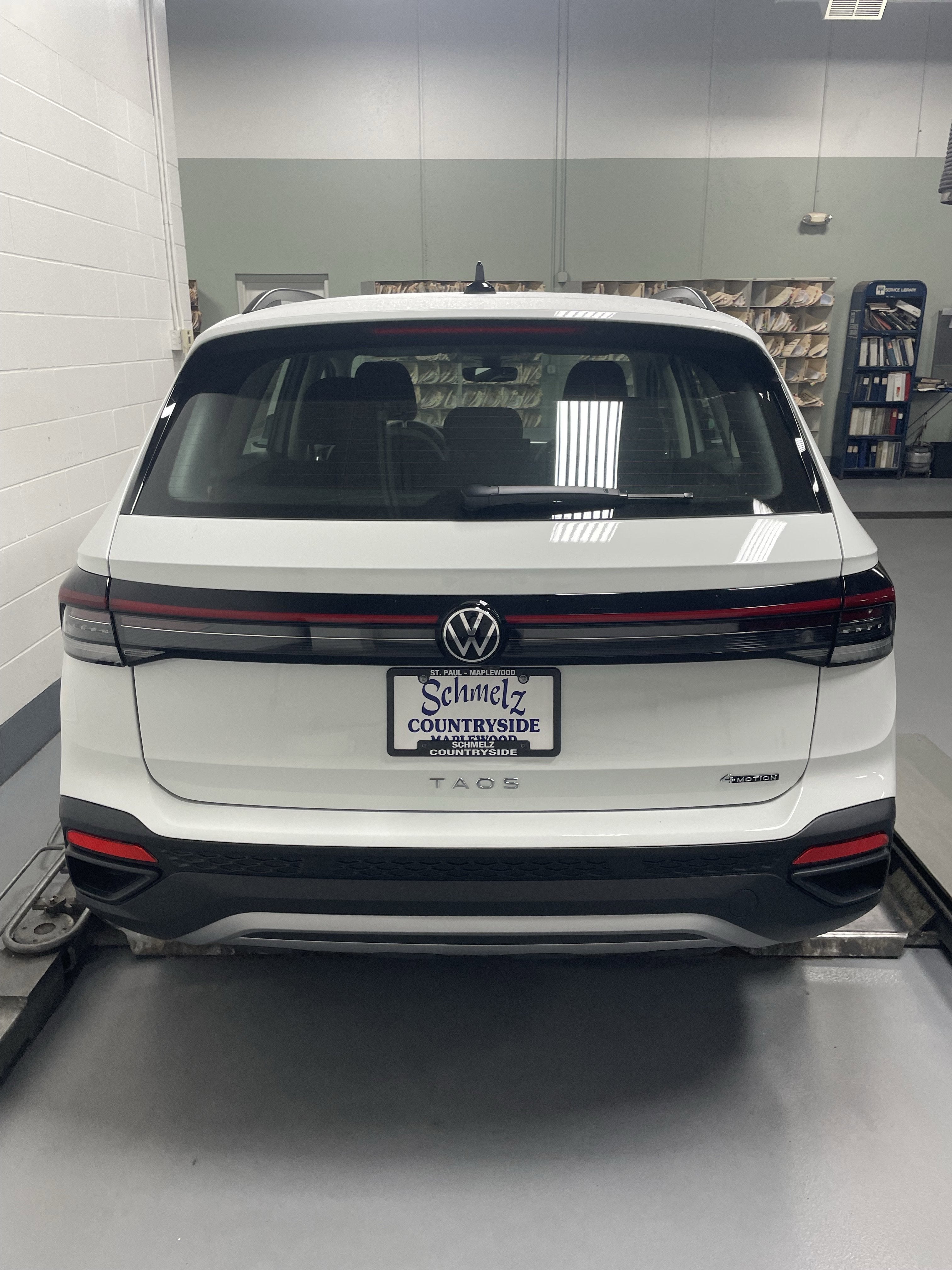 2025 Volkswagen Taos S