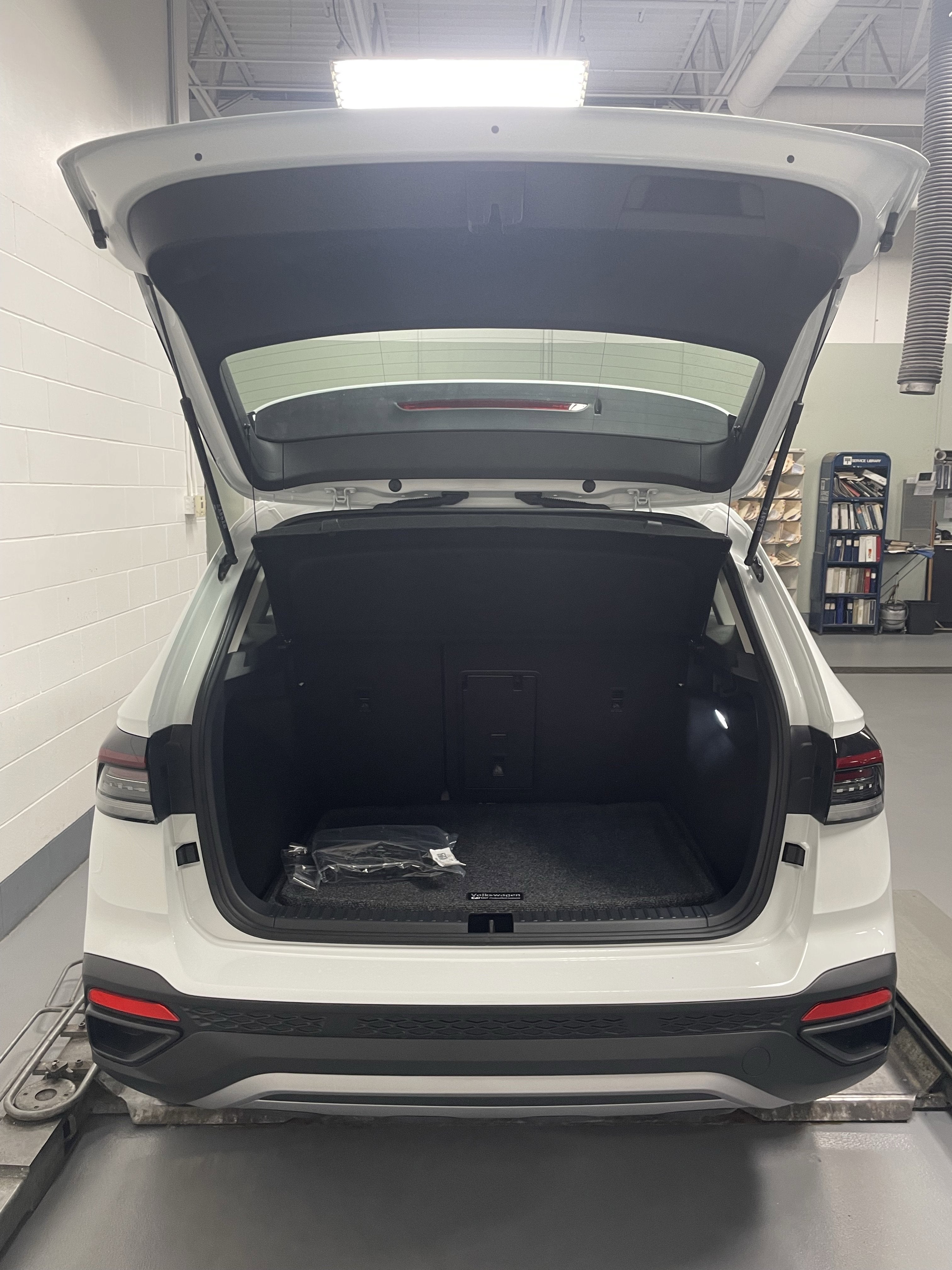 2025 Volkswagen Taos S