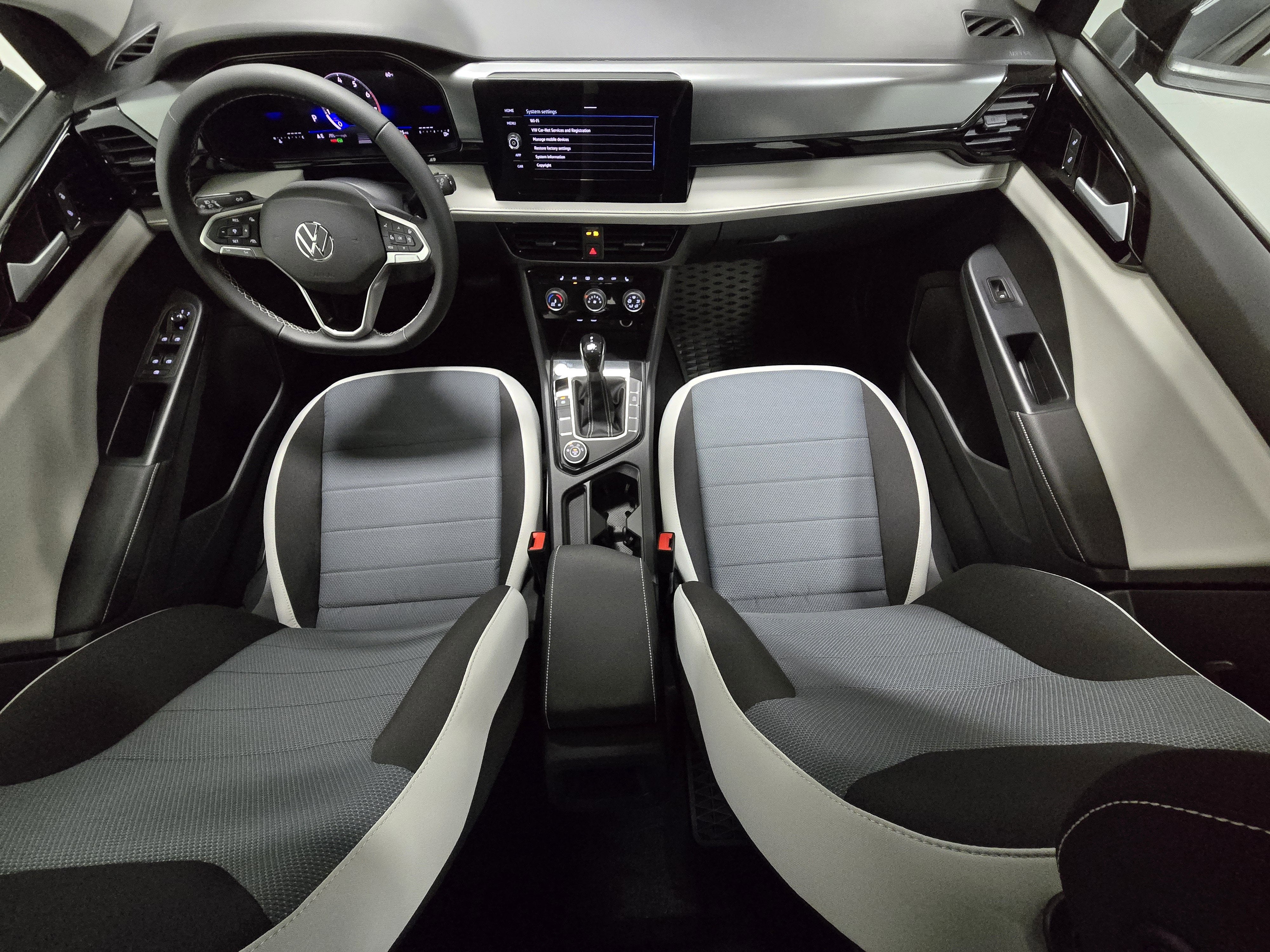 2025 Volkswagen Taos S