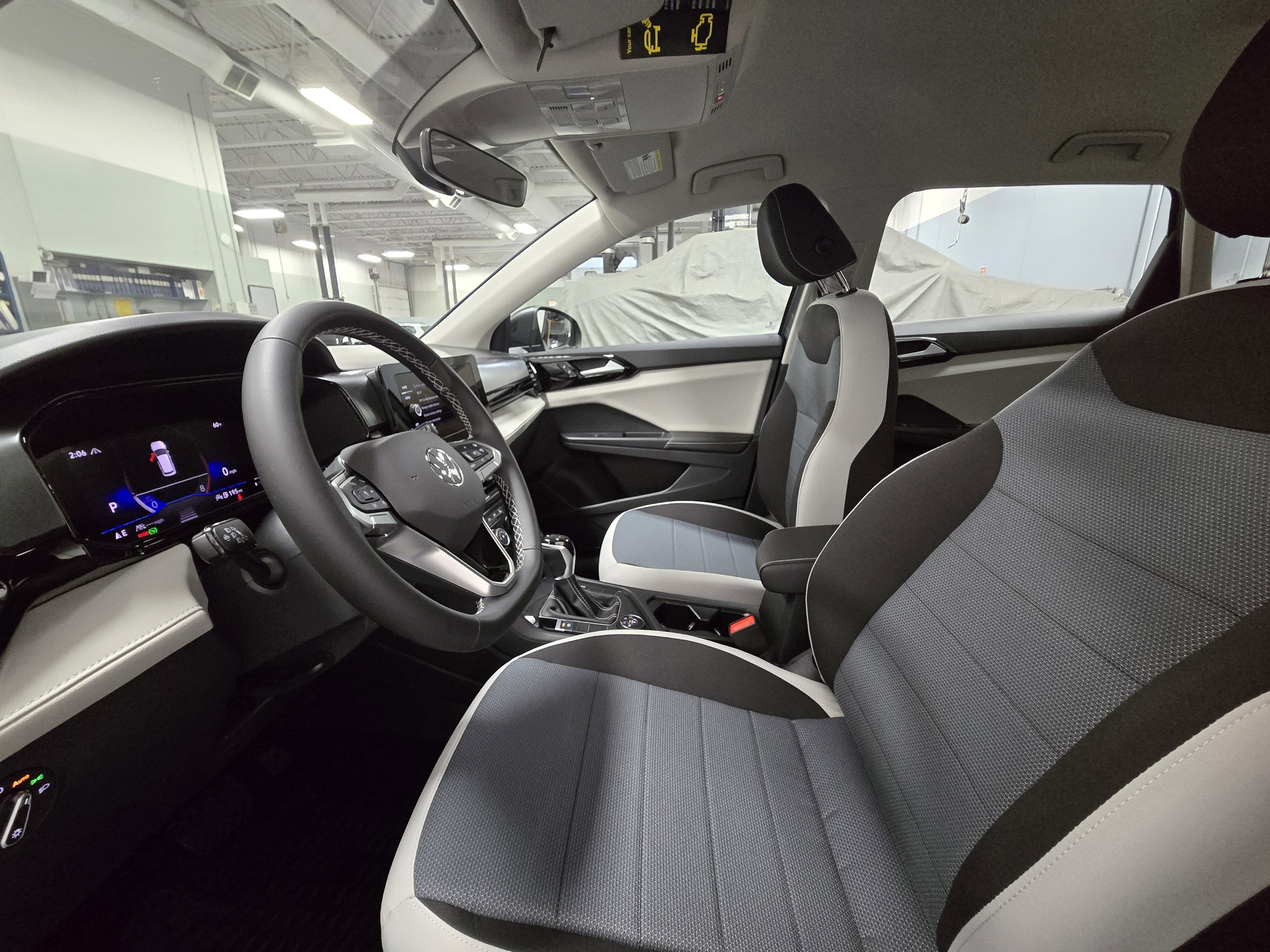 2025 Volkswagen Taos S