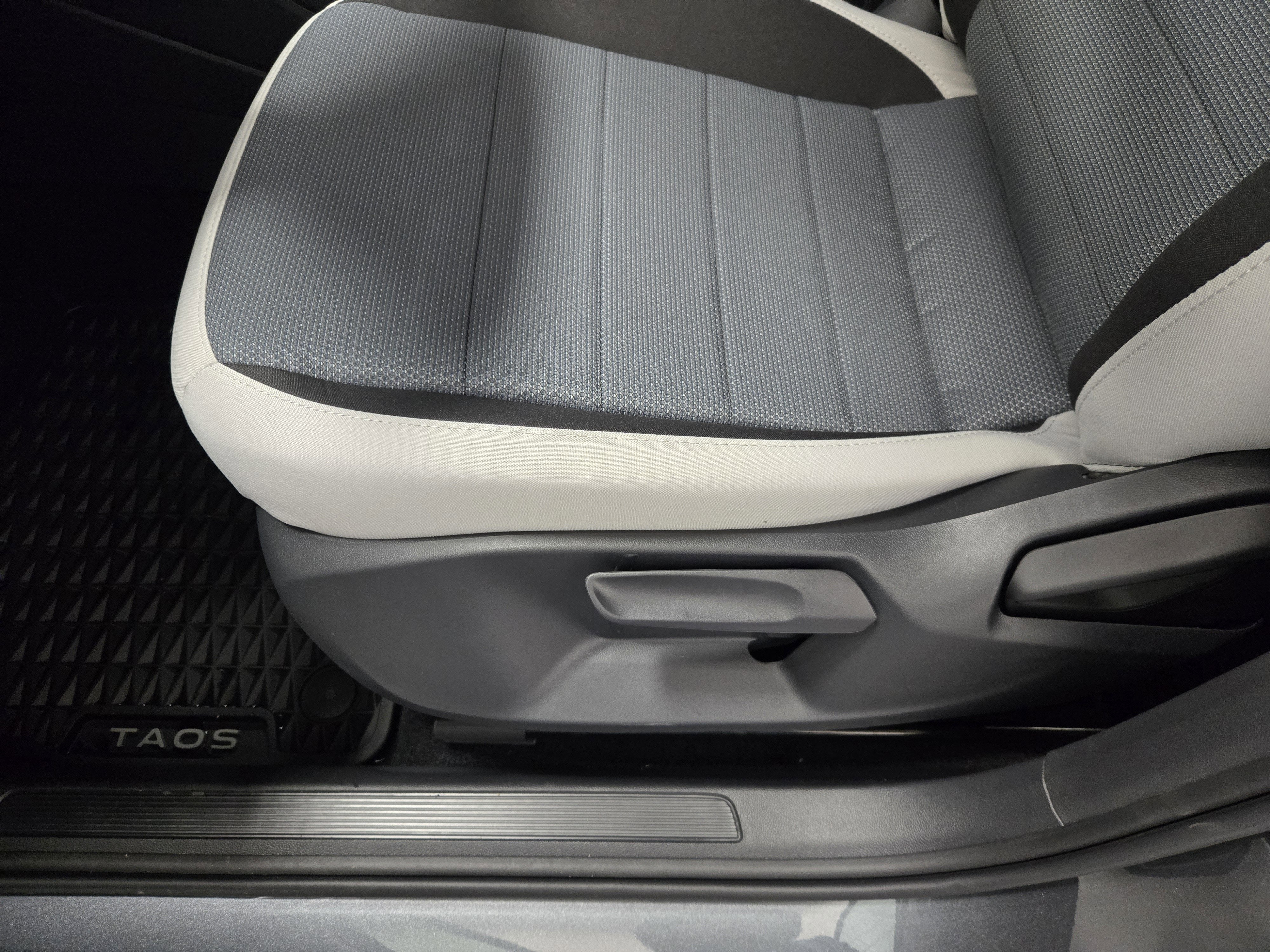 2025 Volkswagen Taos S