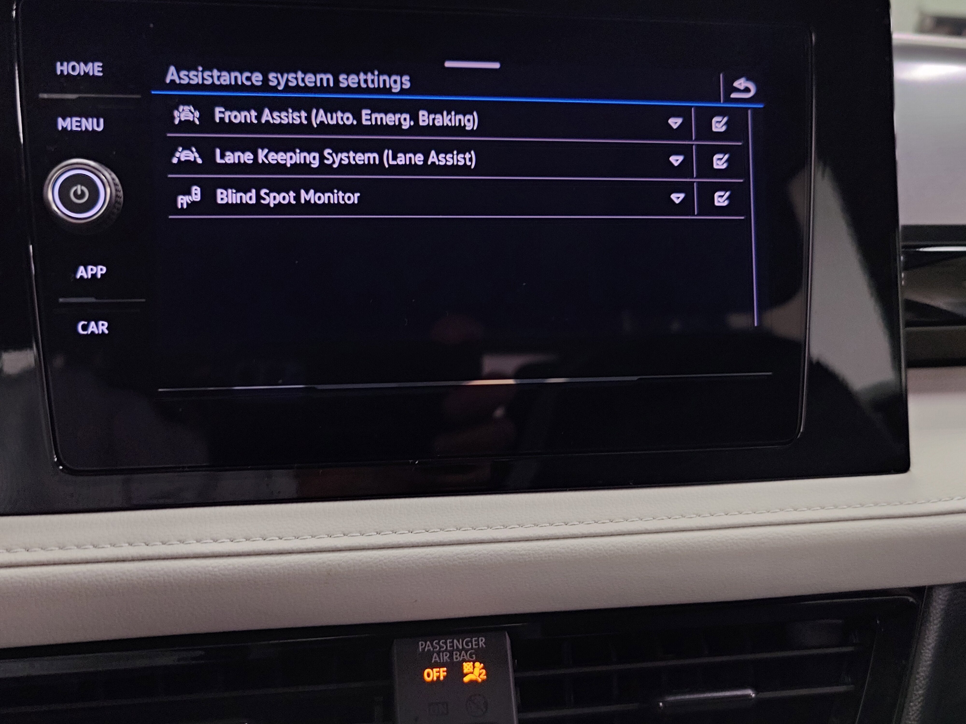 2025 Volkswagen Taos S AWD
