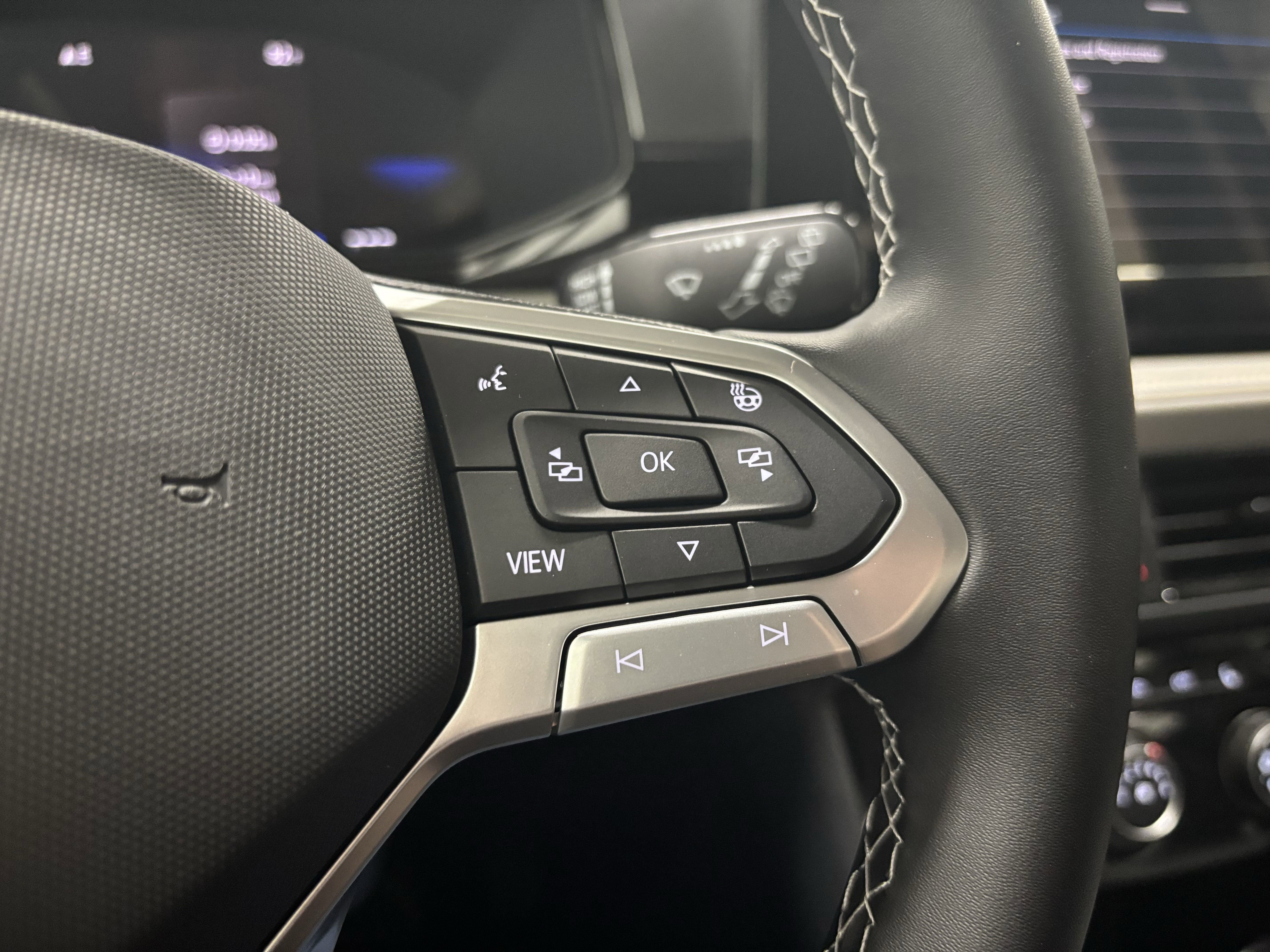 2025 Volkswagen Taos S