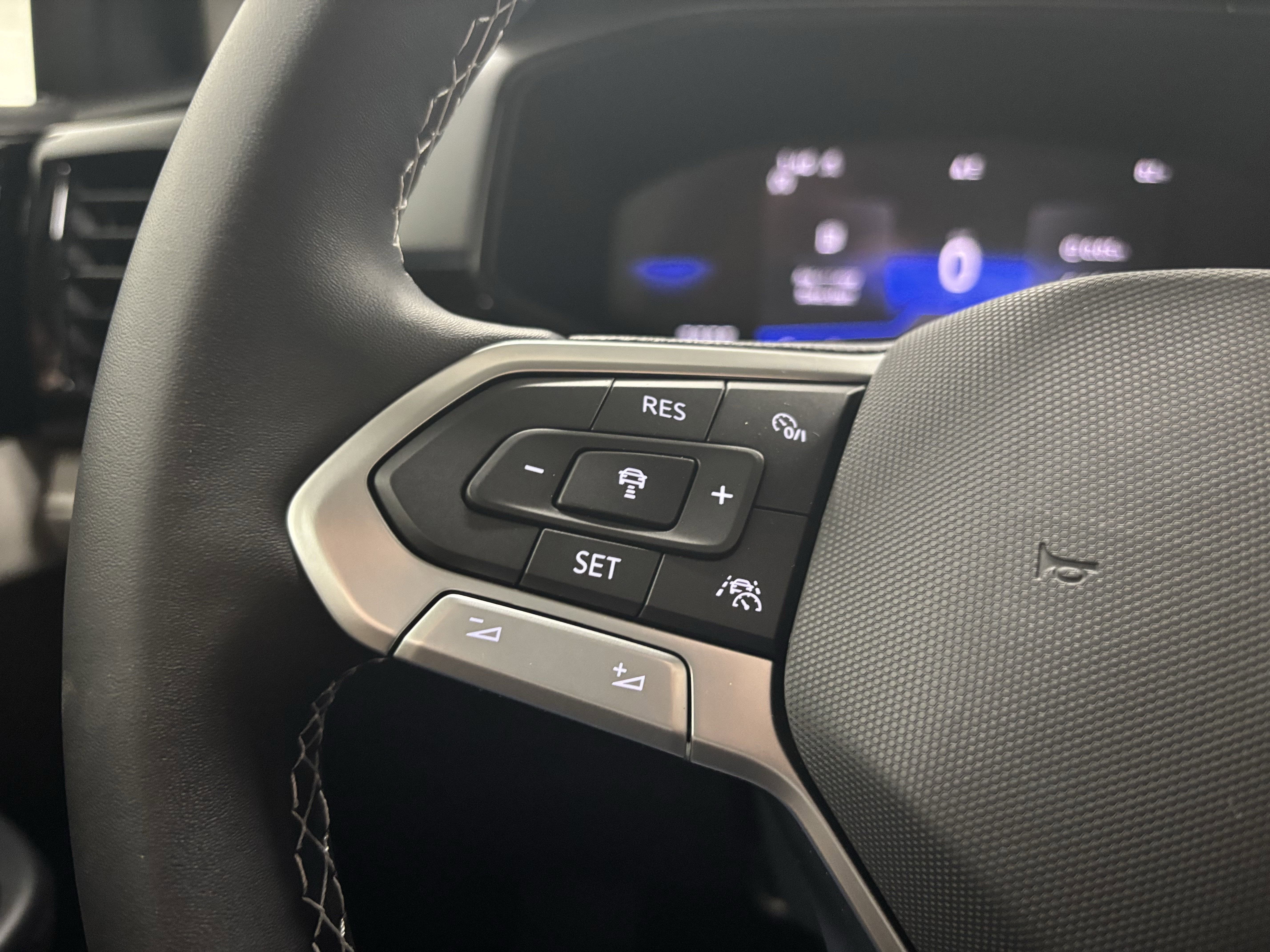 2025 Volkswagen Taos S