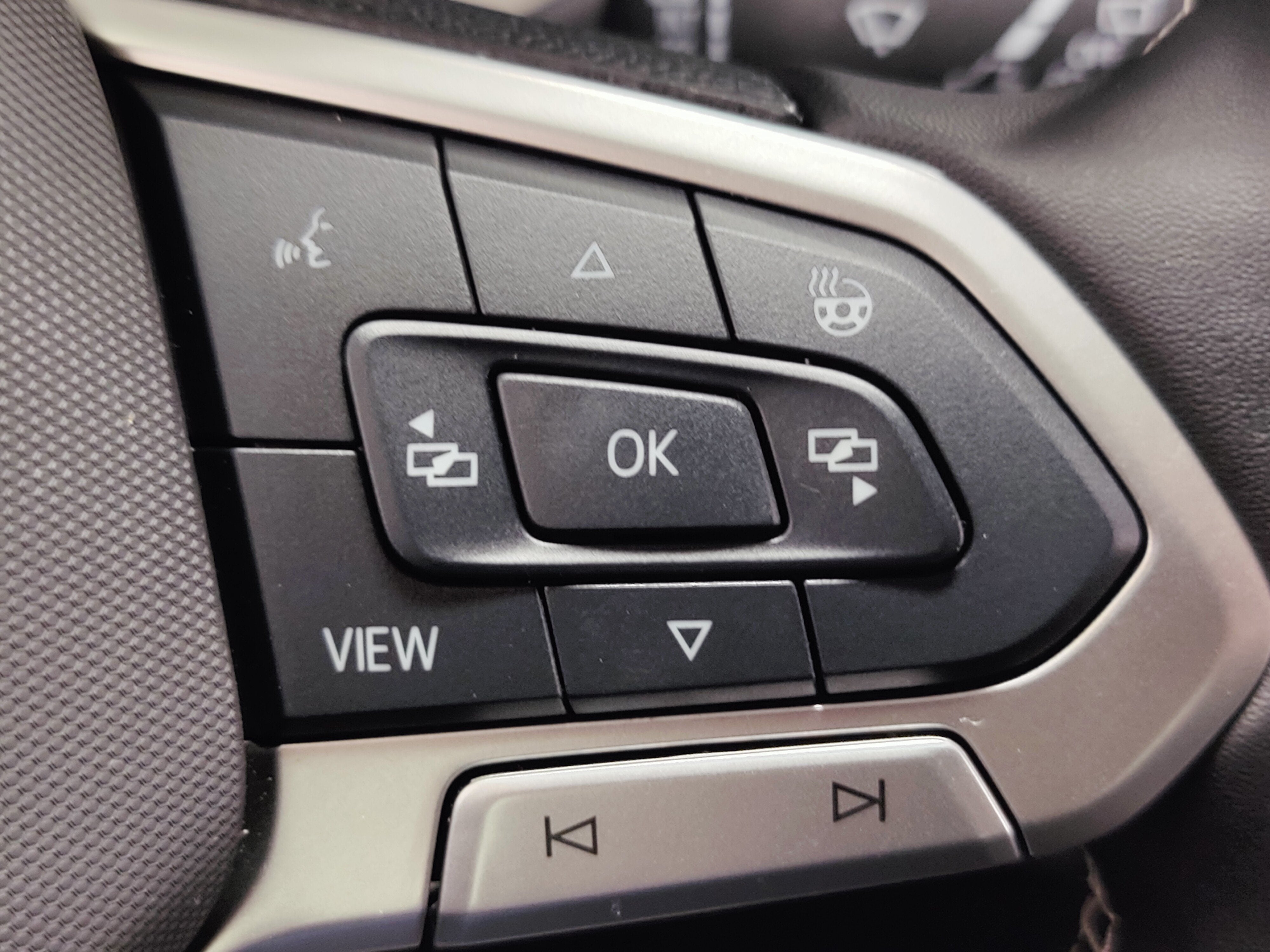 2025 Volkswagen Taos S 4-Motion AWD