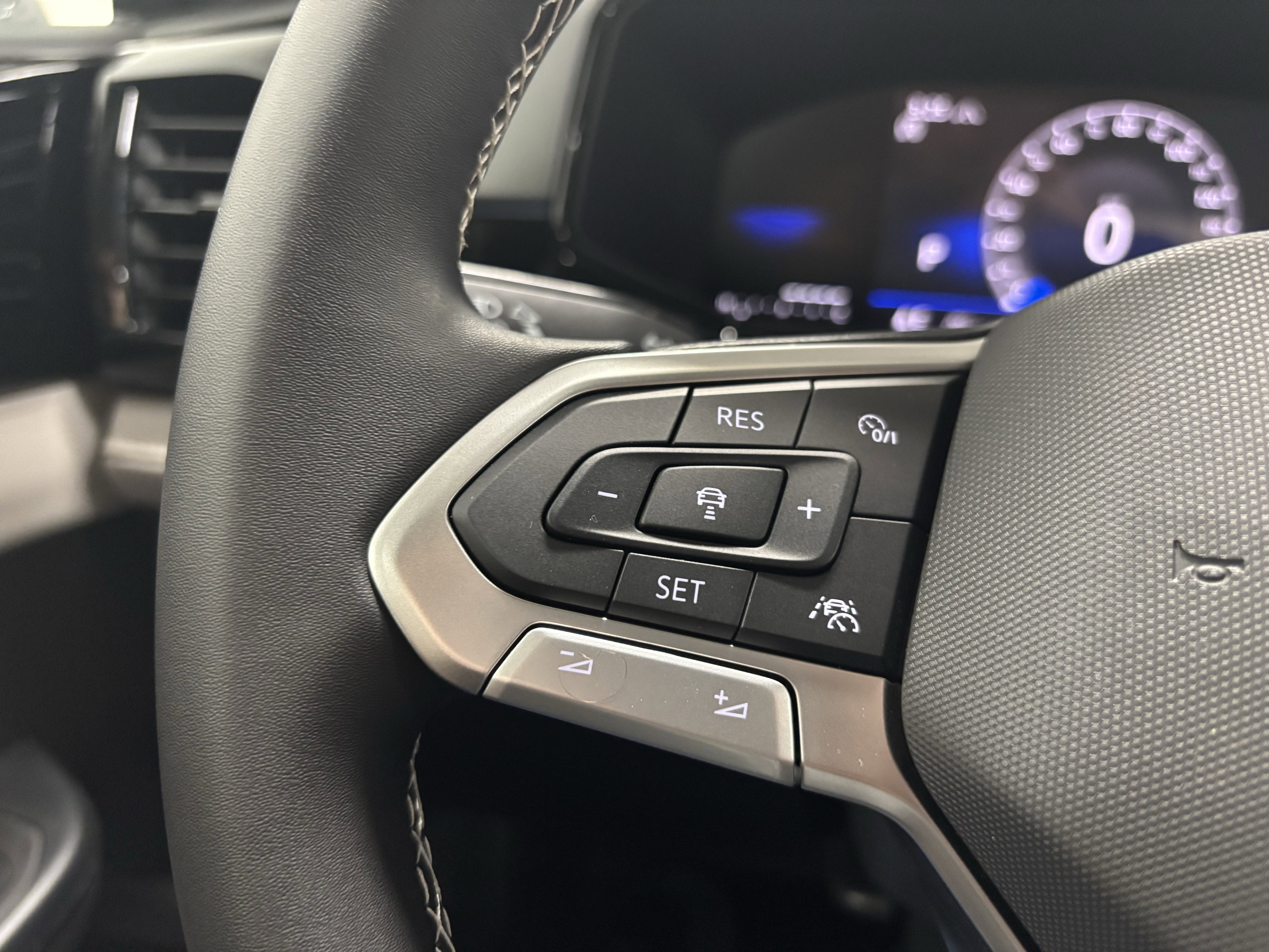 2025 Volkswagen Taos S