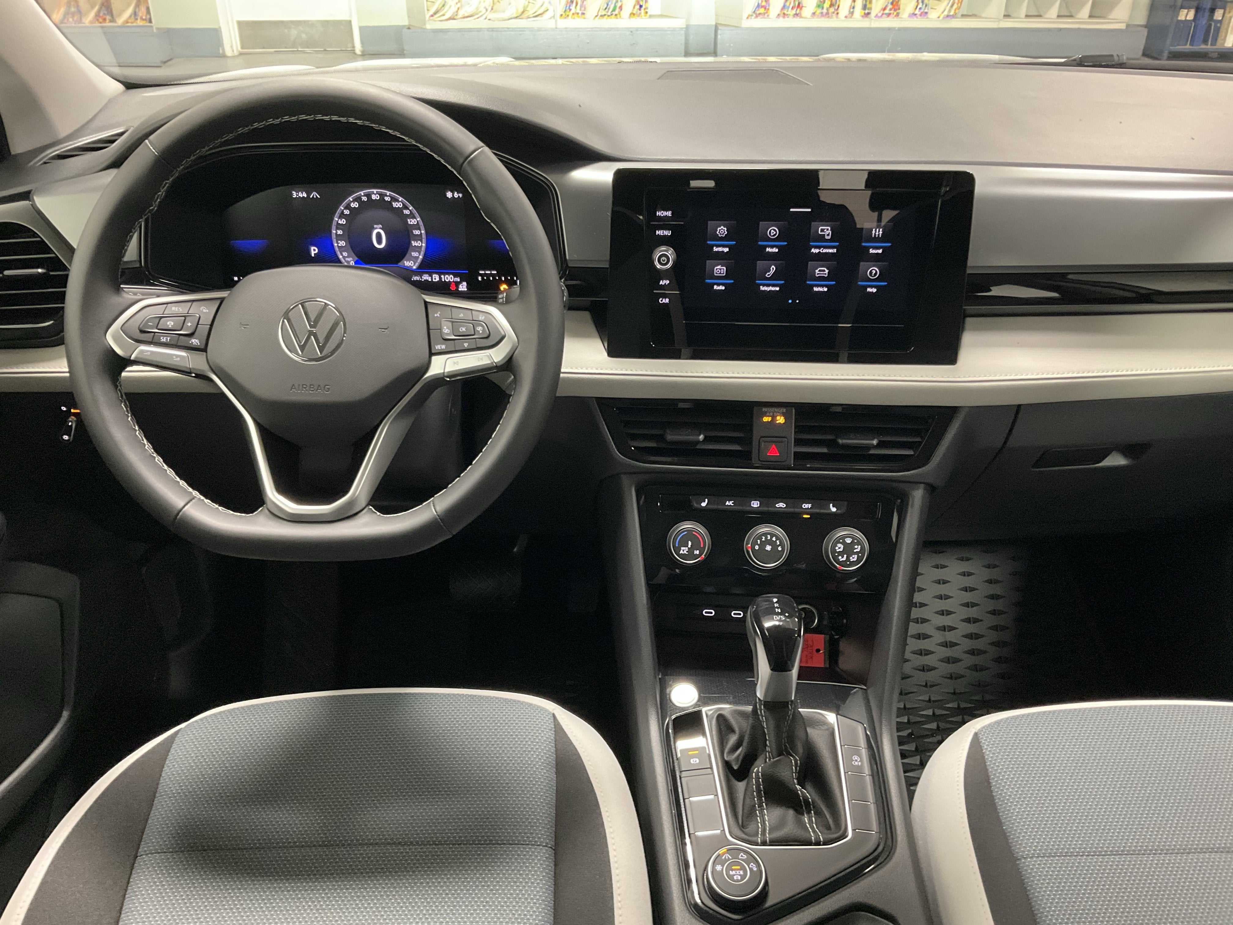 2025 Volkswagen Taos S