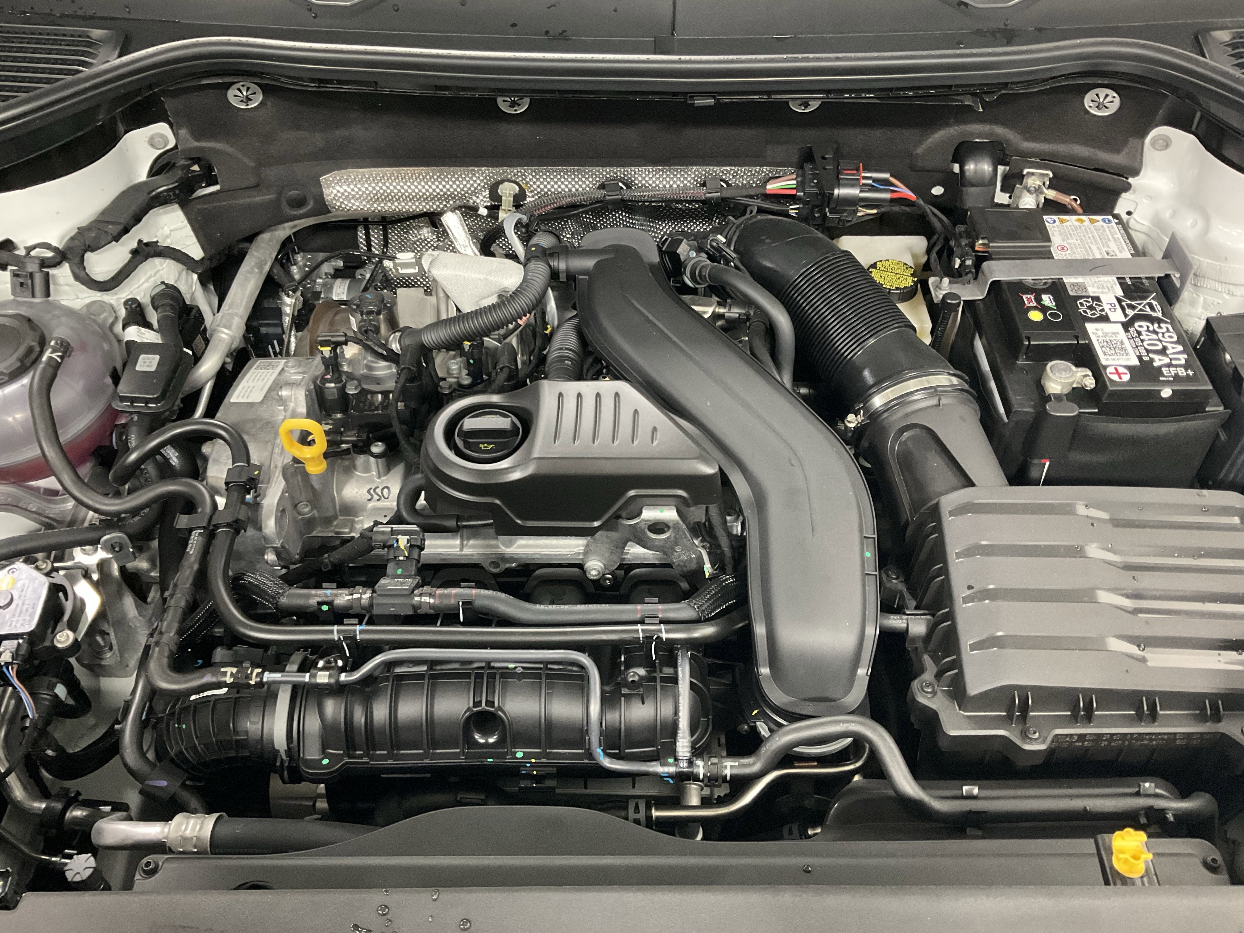 2025 Volkswagen Taos S