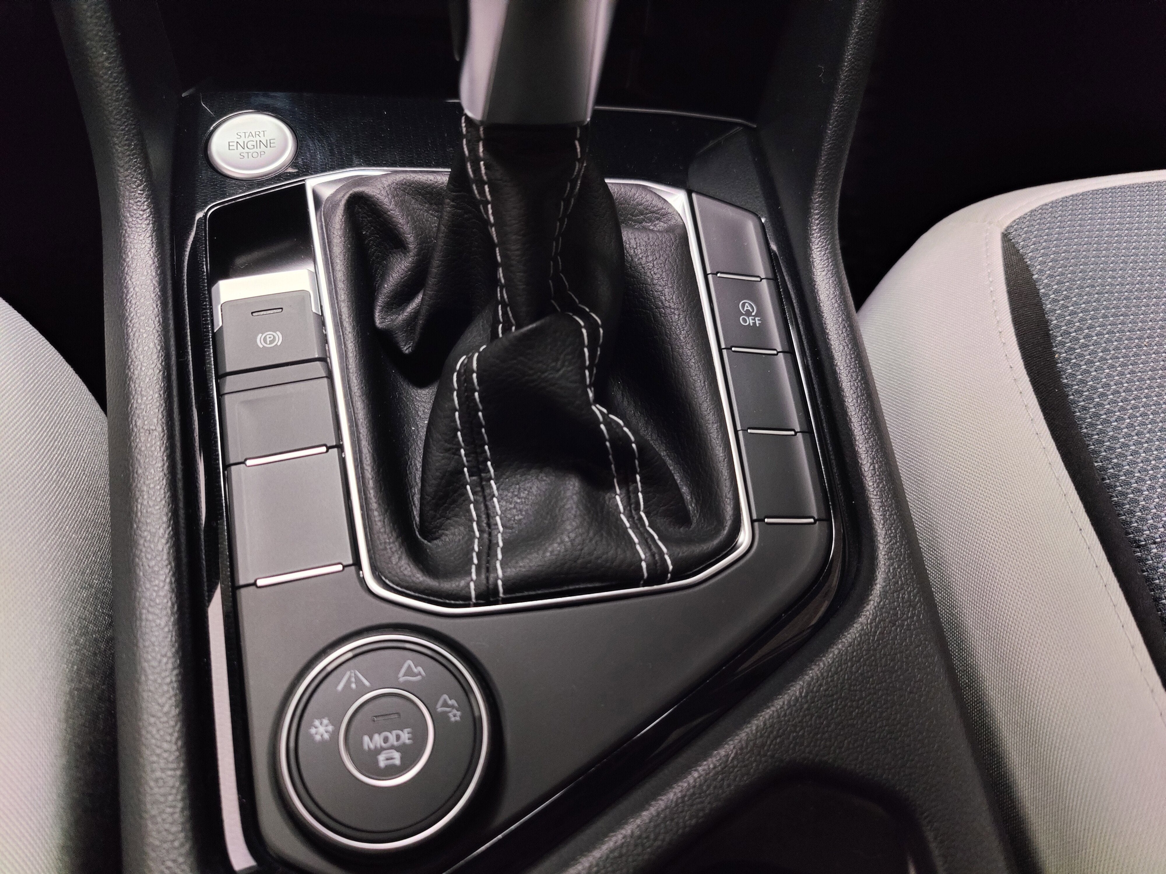 2025 Volkswagen Taos S 4-Motion AWD