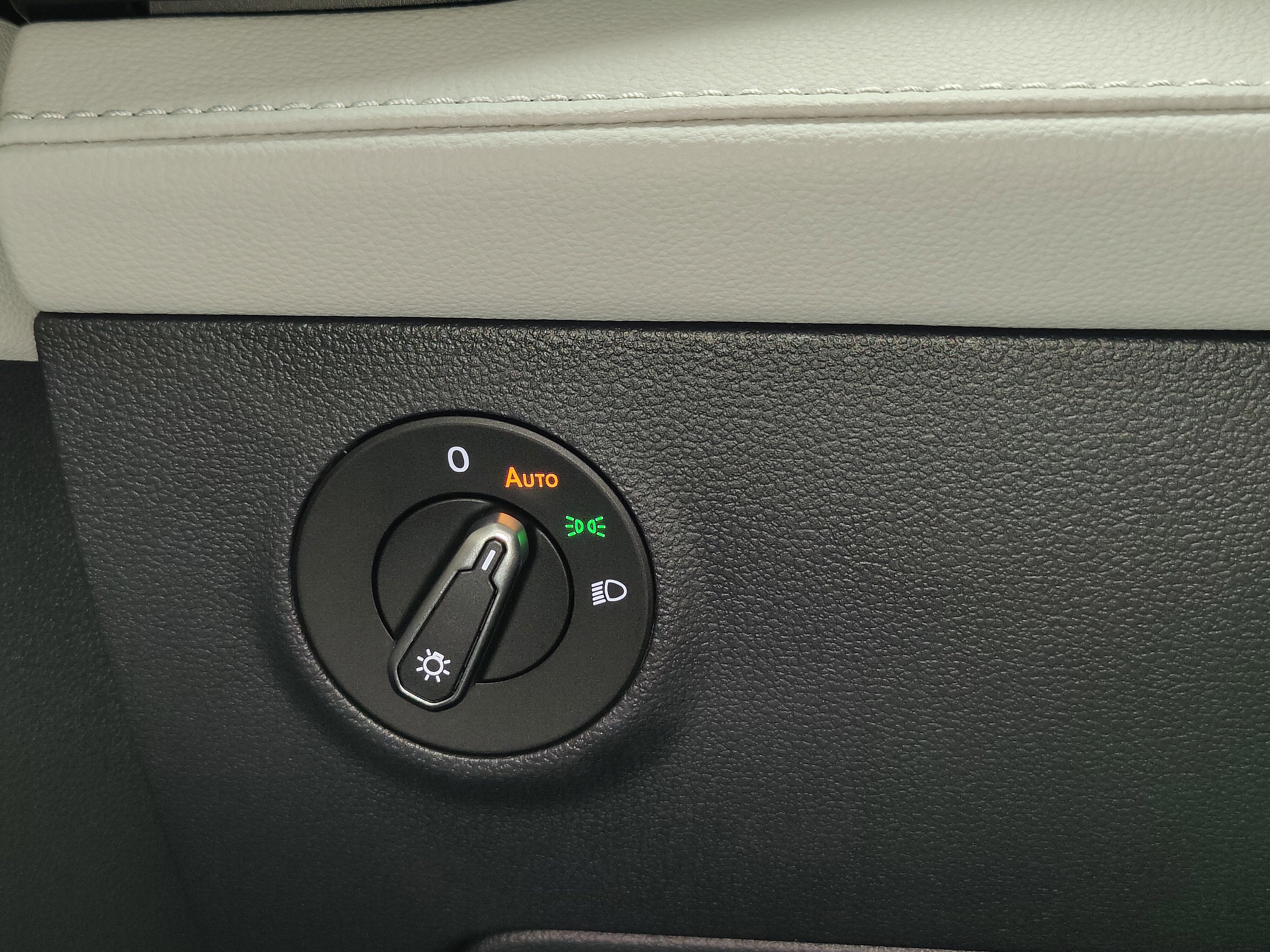 2025 Volkswagen Taos S 4-Motion AWD