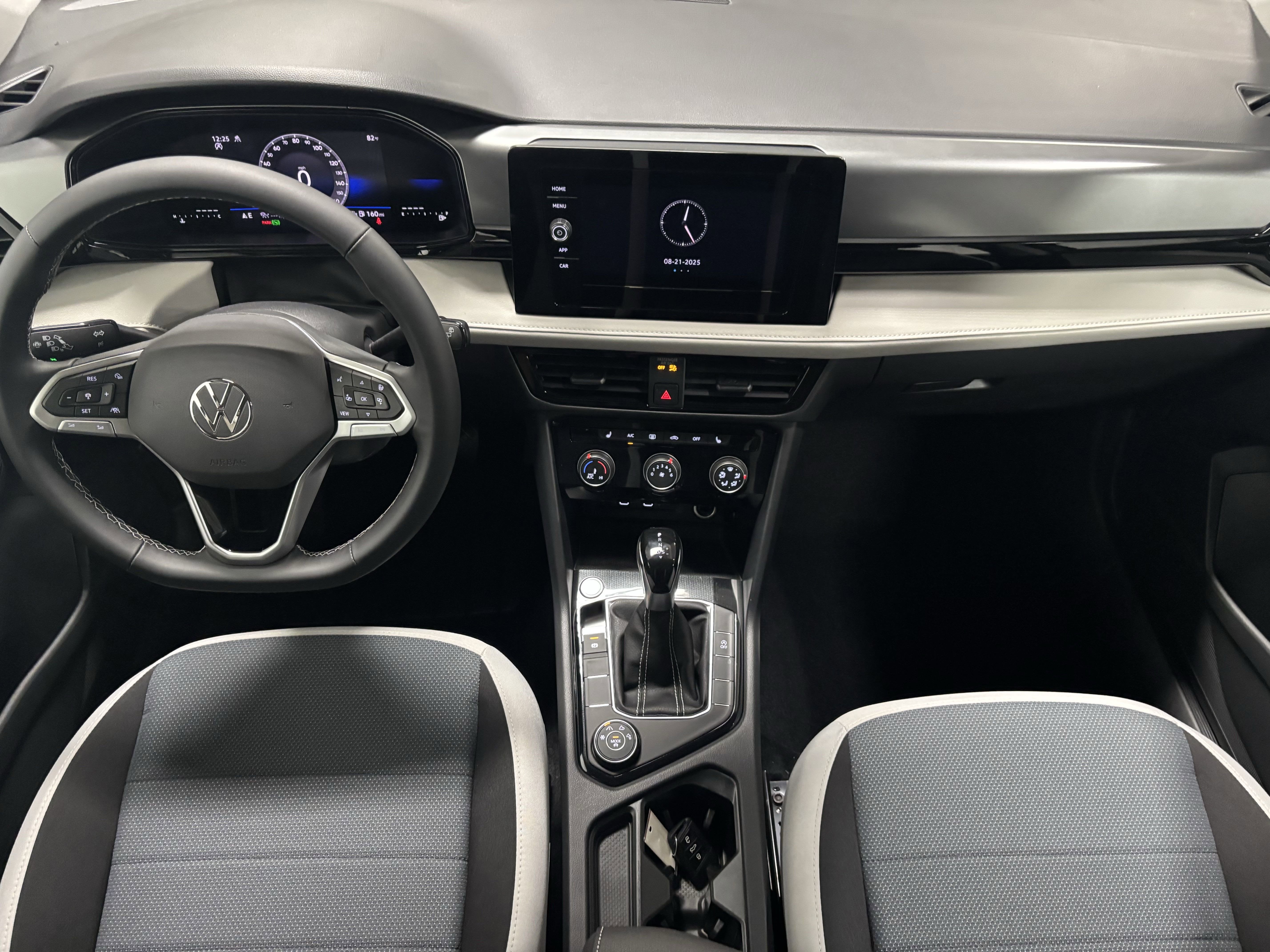 2025 Volkswagen Taos S