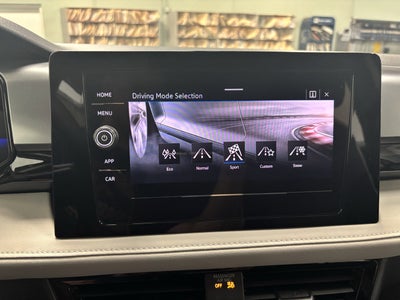 2025 Volkswagen Taos S