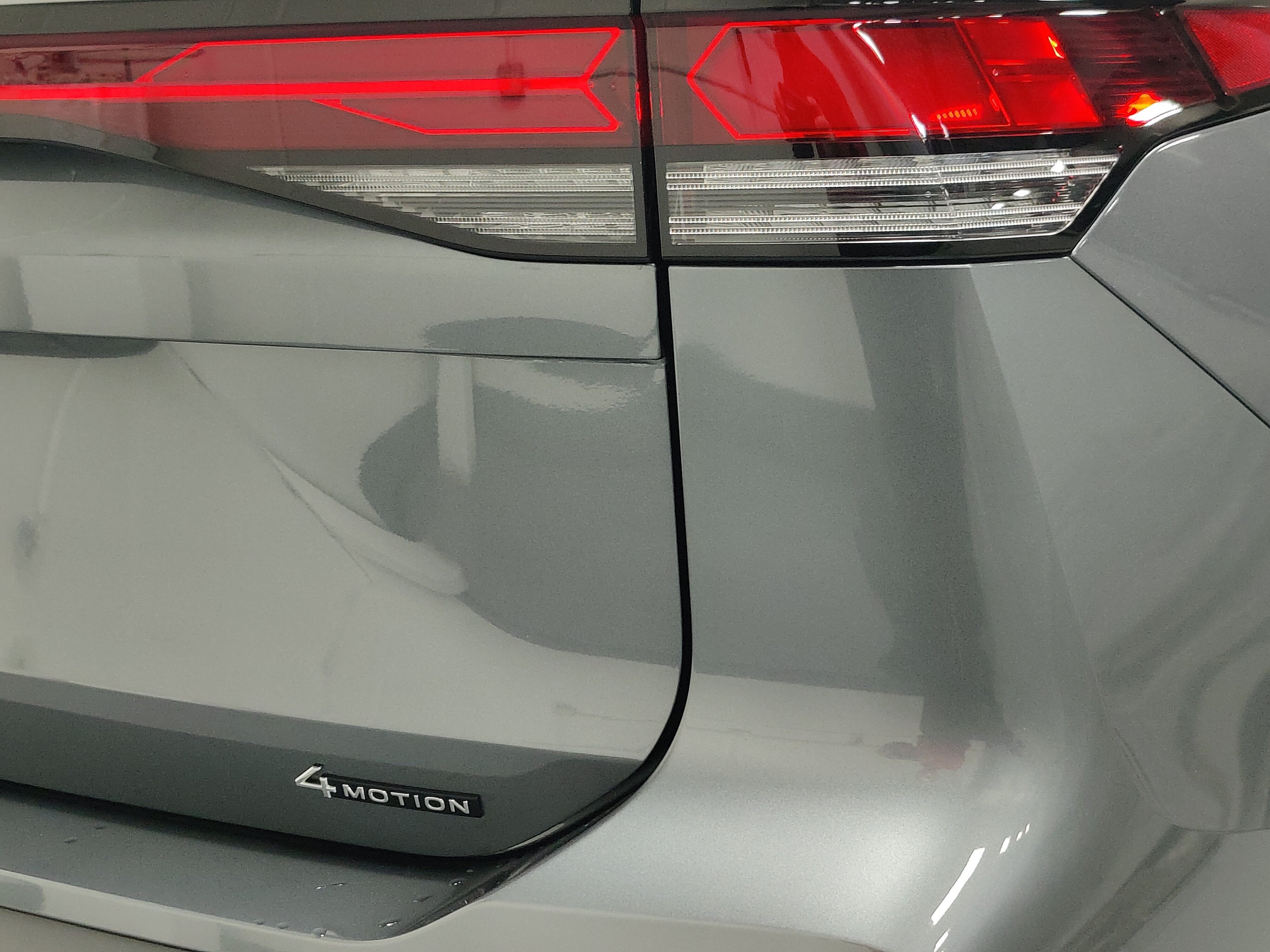 2025 Volkswagen Tiguan S 4-Motion AWD