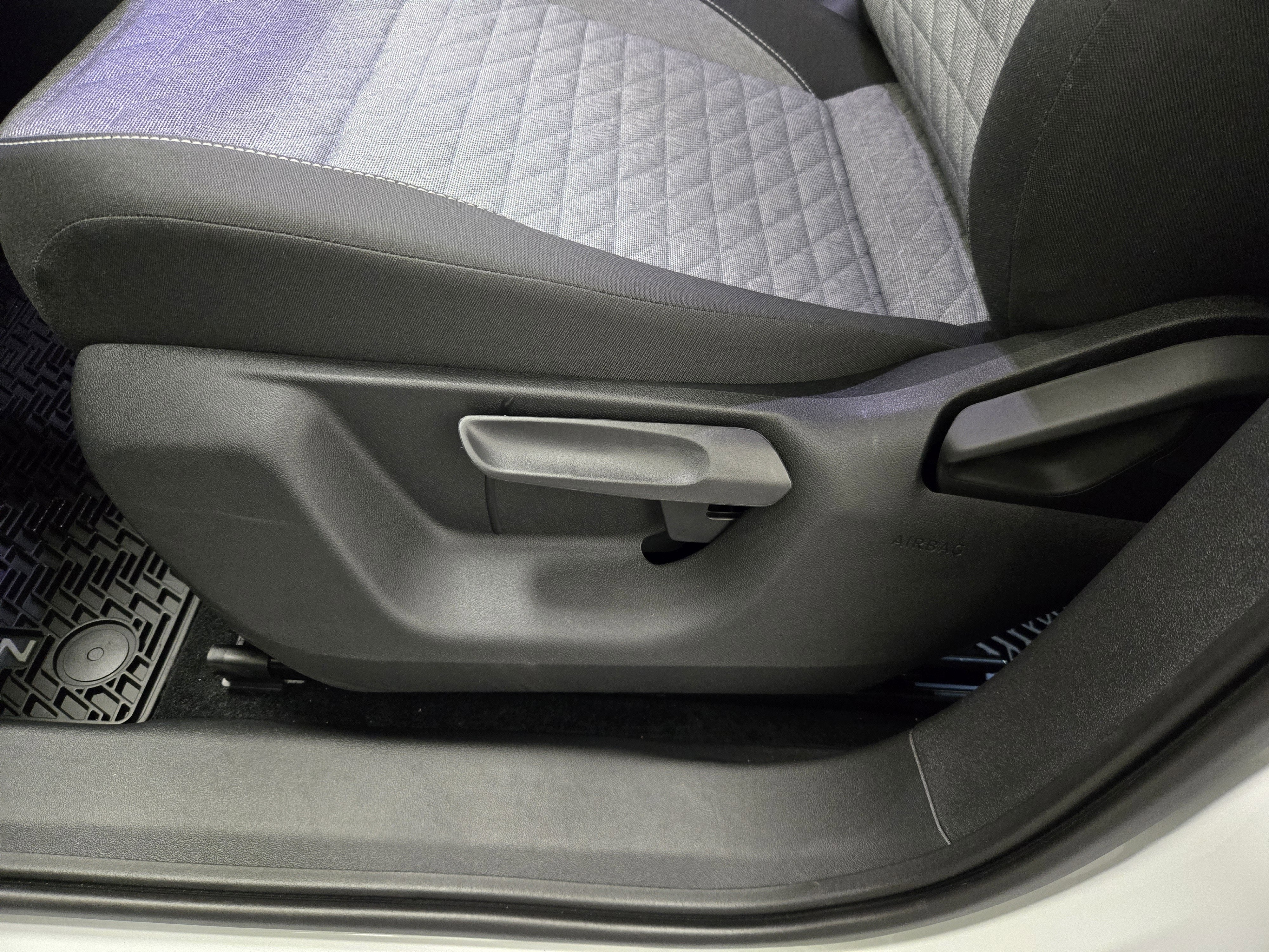 2025 Volkswagen Tiguan S