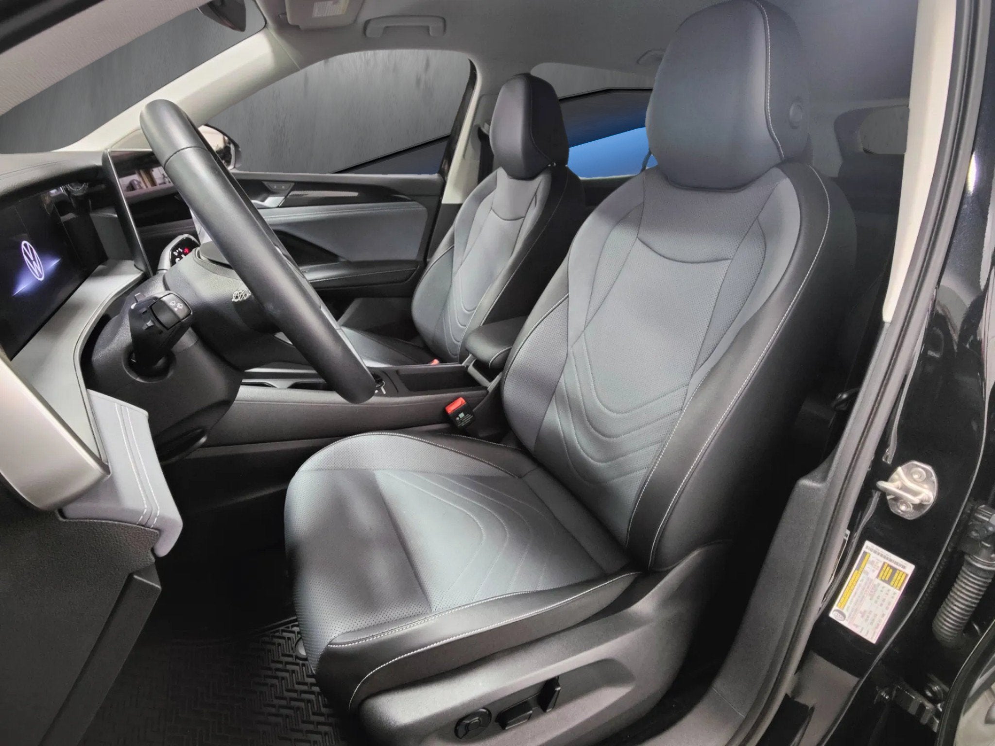 2025 Volkswagen Tiguan SE 4-Motion AWD