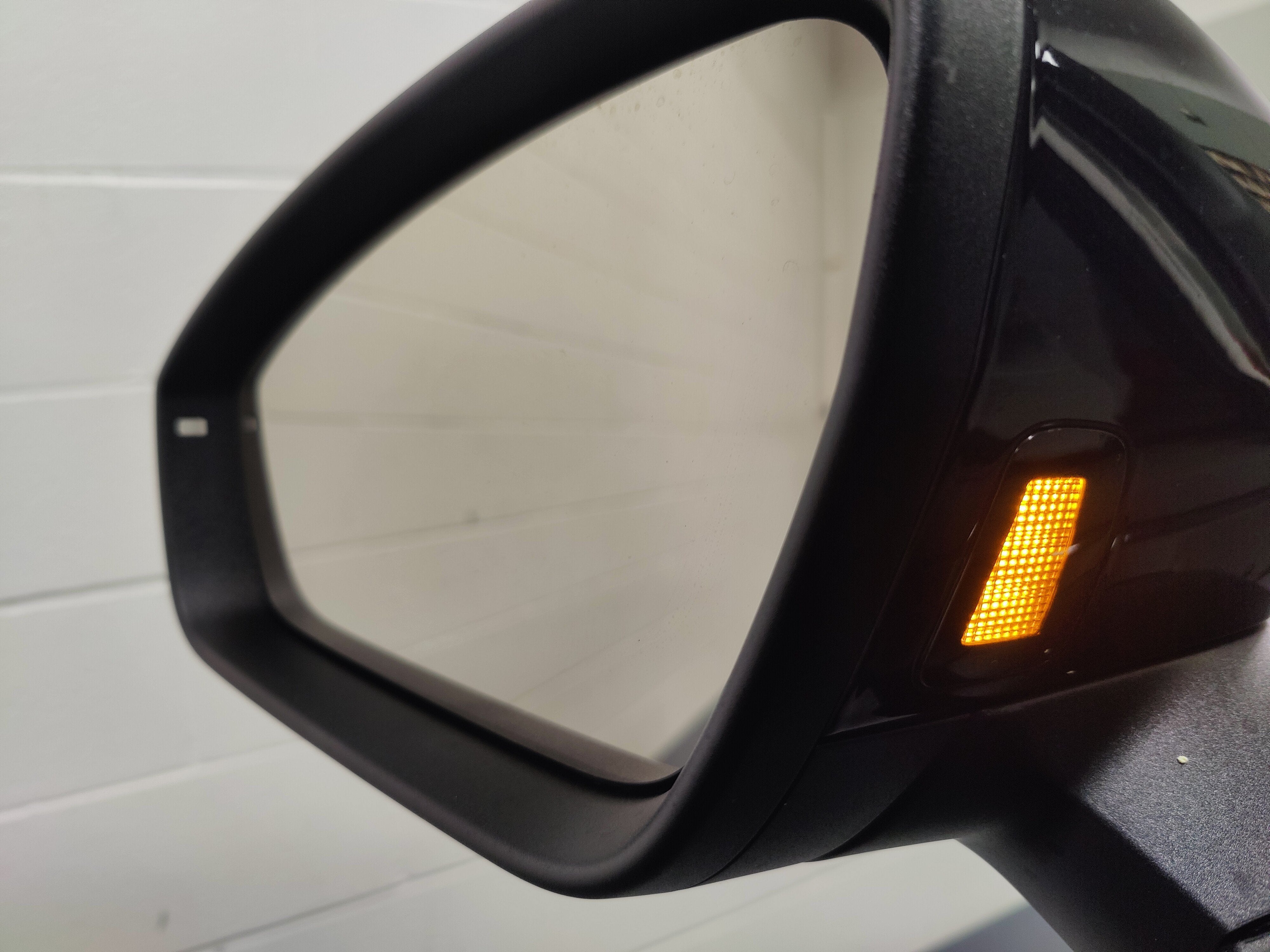2025 Volkswagen Tiguan SE 4-Motion AWD