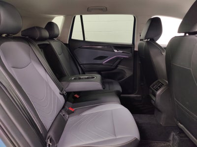 2025 Volkswagen Tiguan SE 4-Motion AWD