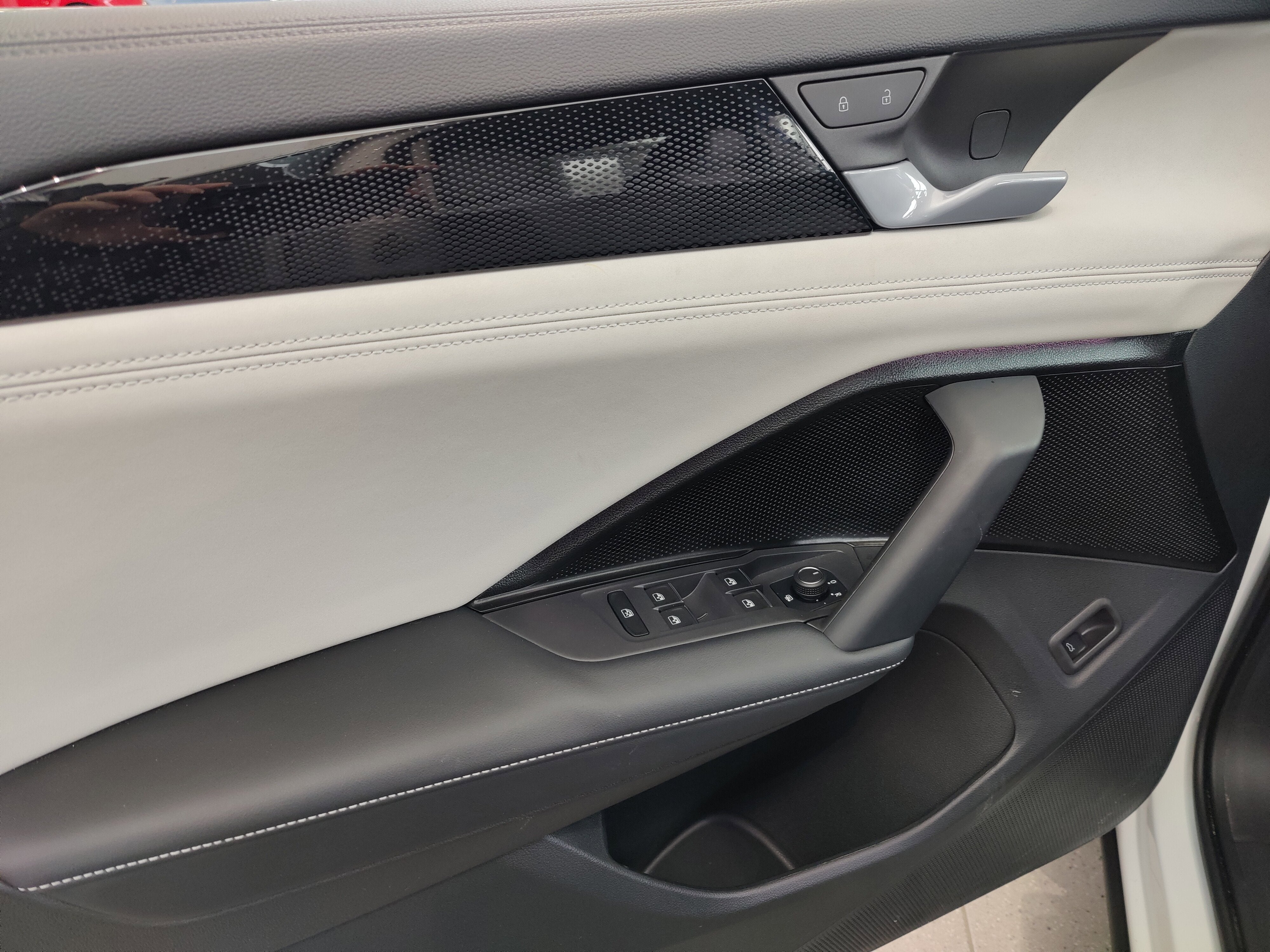 2025 Volkswagen Tiguan SE 4-Motion AWD