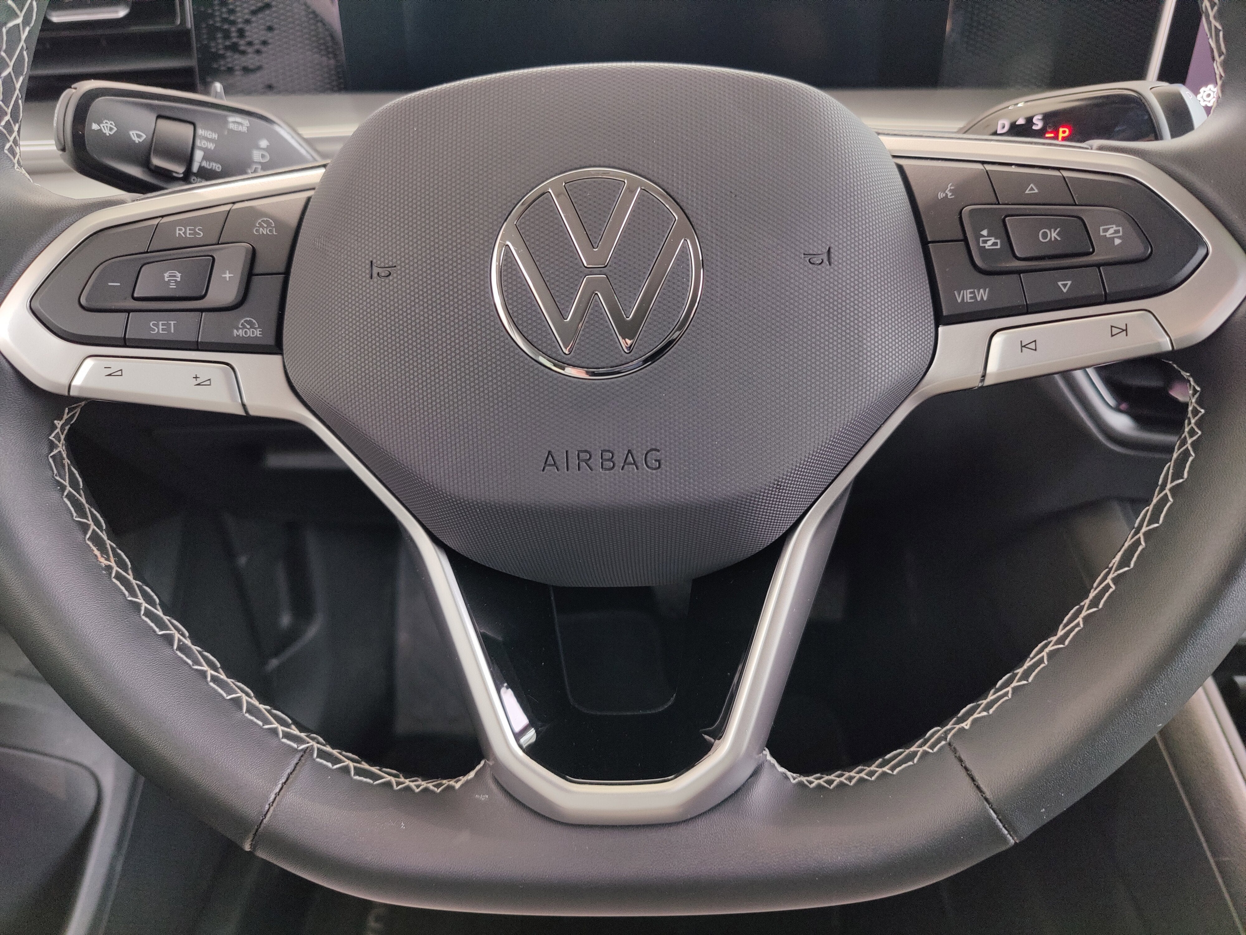 2025 Volkswagen Tiguan SE 4-Motion AWD