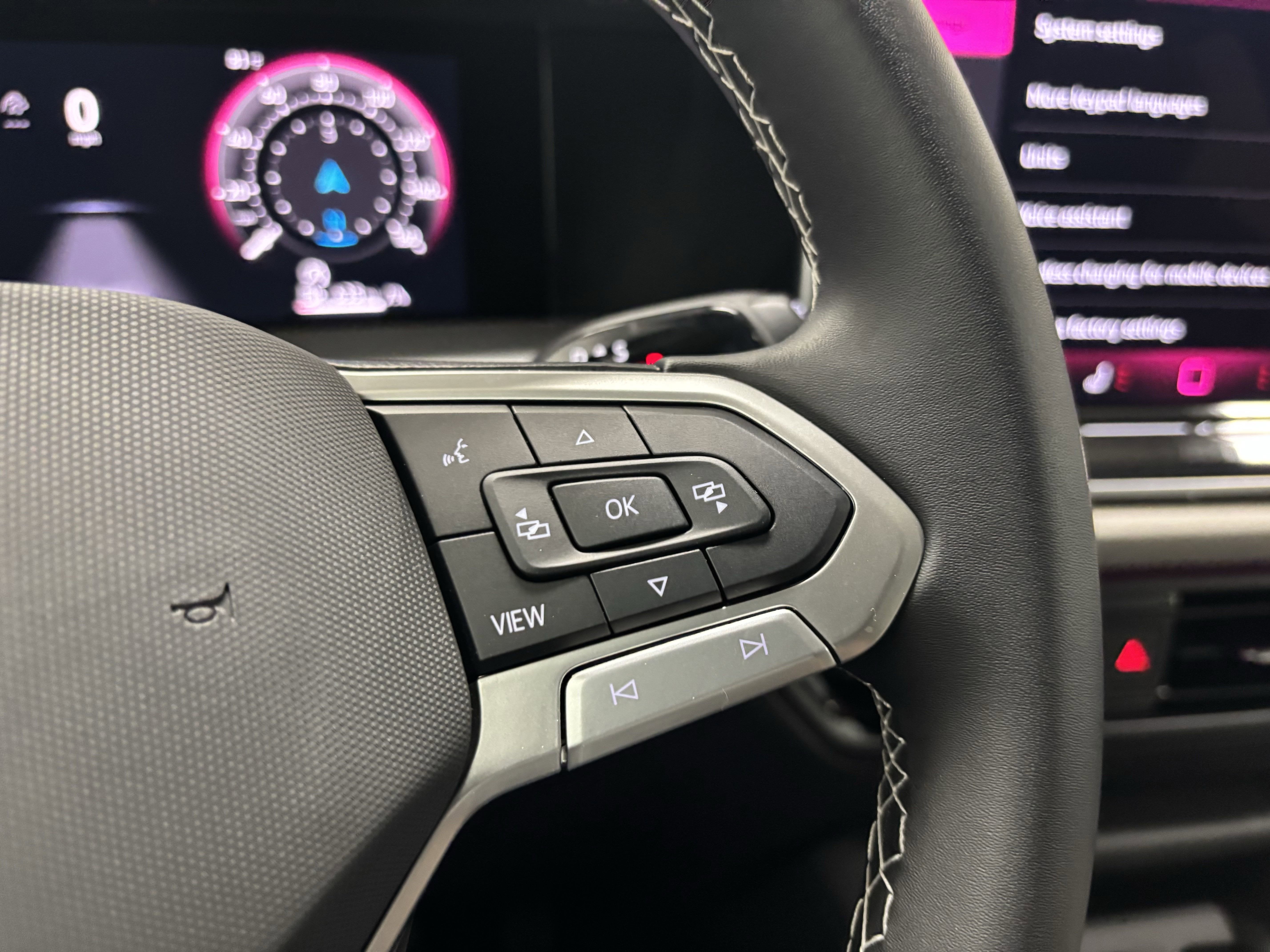 2025 Volkswagen Tiguan SE 4-Motion AWD