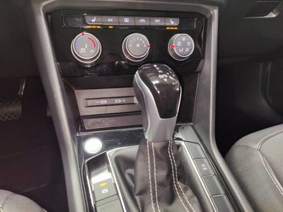 2023 Volkswagen Taos SE w/Sunroof