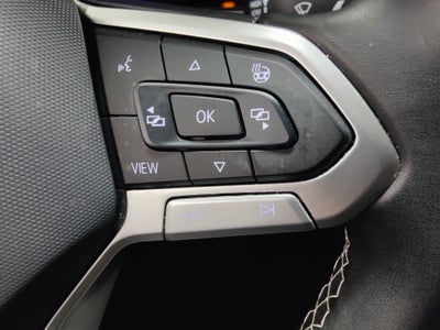 2023 Volkswagen Taos SE w/Sunroof