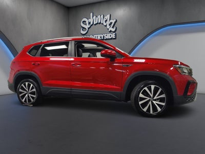 2023 Volkswagen Taos SE w/Sunroof