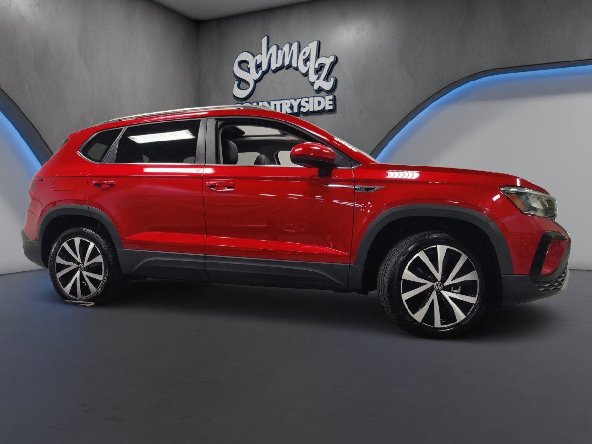 2023 Volkswagen Taos SE w/Sunroof