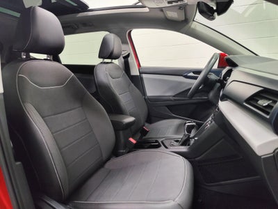 2023 Volkswagen Taos SE w/Sunroof