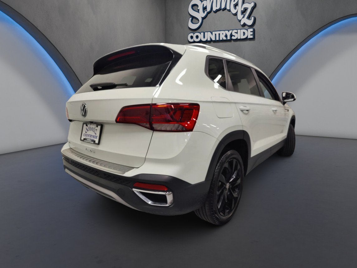 2023 Volkswagen Taos SE w/Sunroof