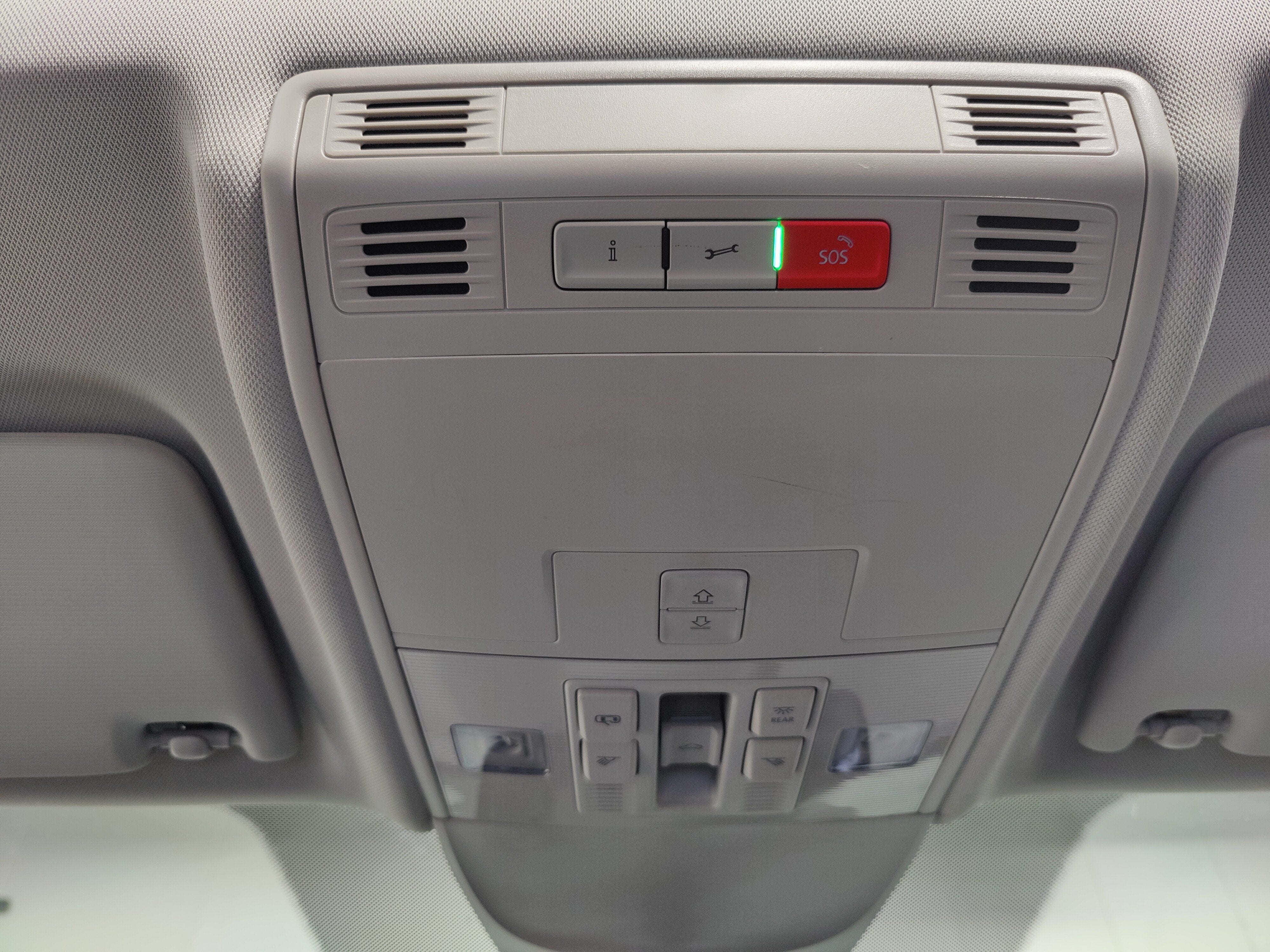 2023 Volkswagen Taos SE w/Sunroof