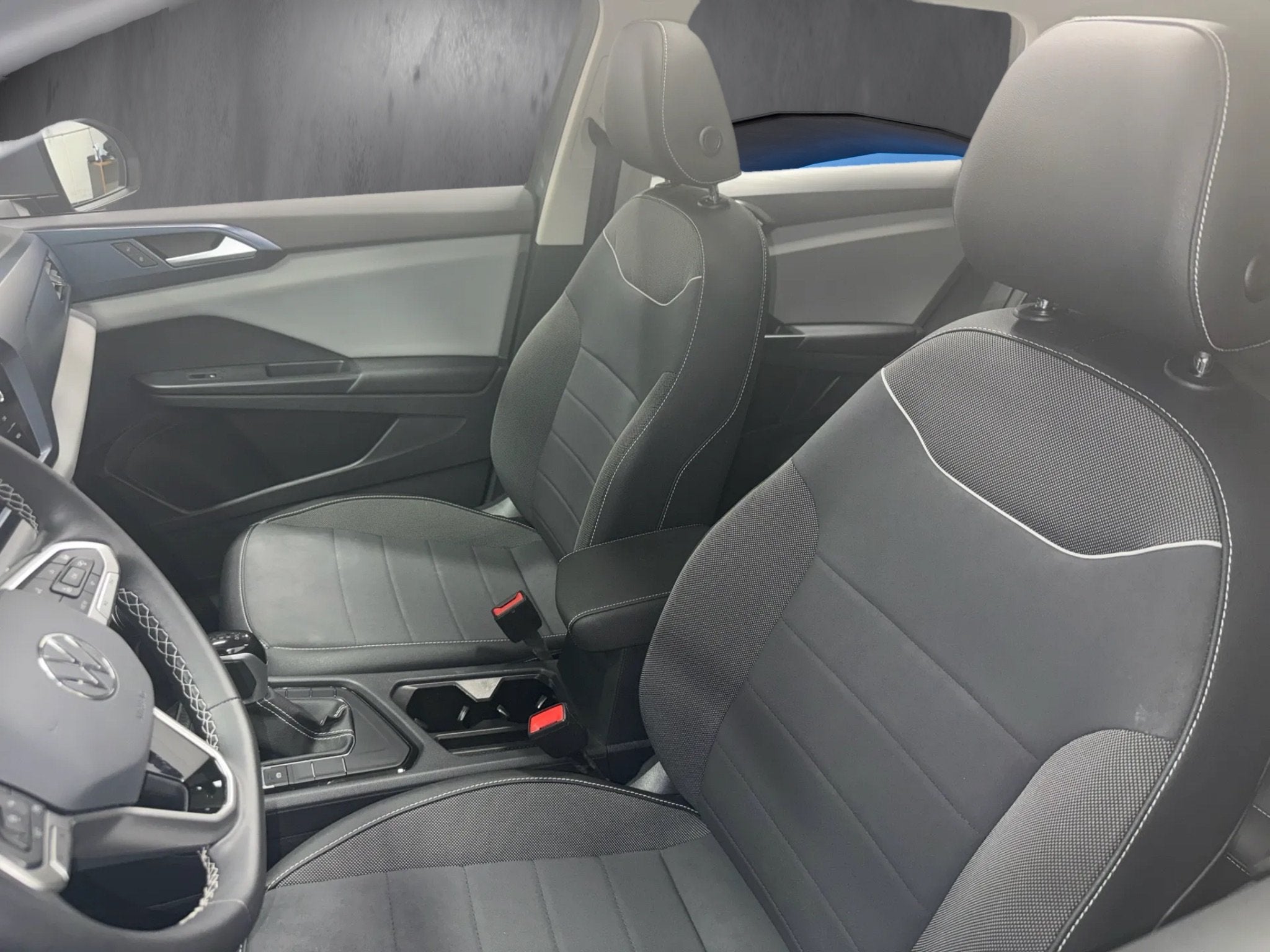 2023 Volkswagen Taos SE w/Sunroof