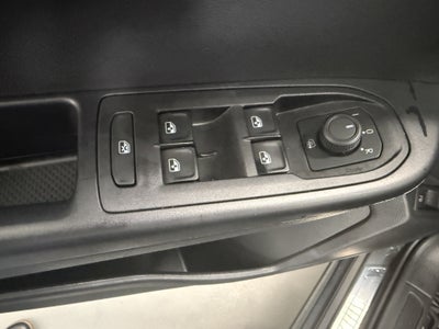 2023 Volkswagen Taos SE w/Sunroof