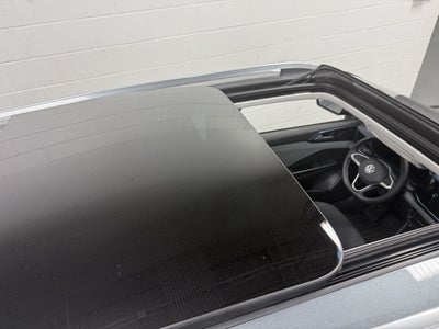 2023 Volkswagen Taos SE w/Sunroof