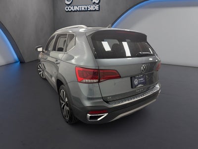 2023 Volkswagen Taos SE w/Sunroof