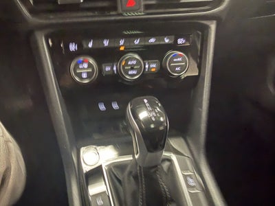 2024 Volkswagen Taos SE w/Sunroof