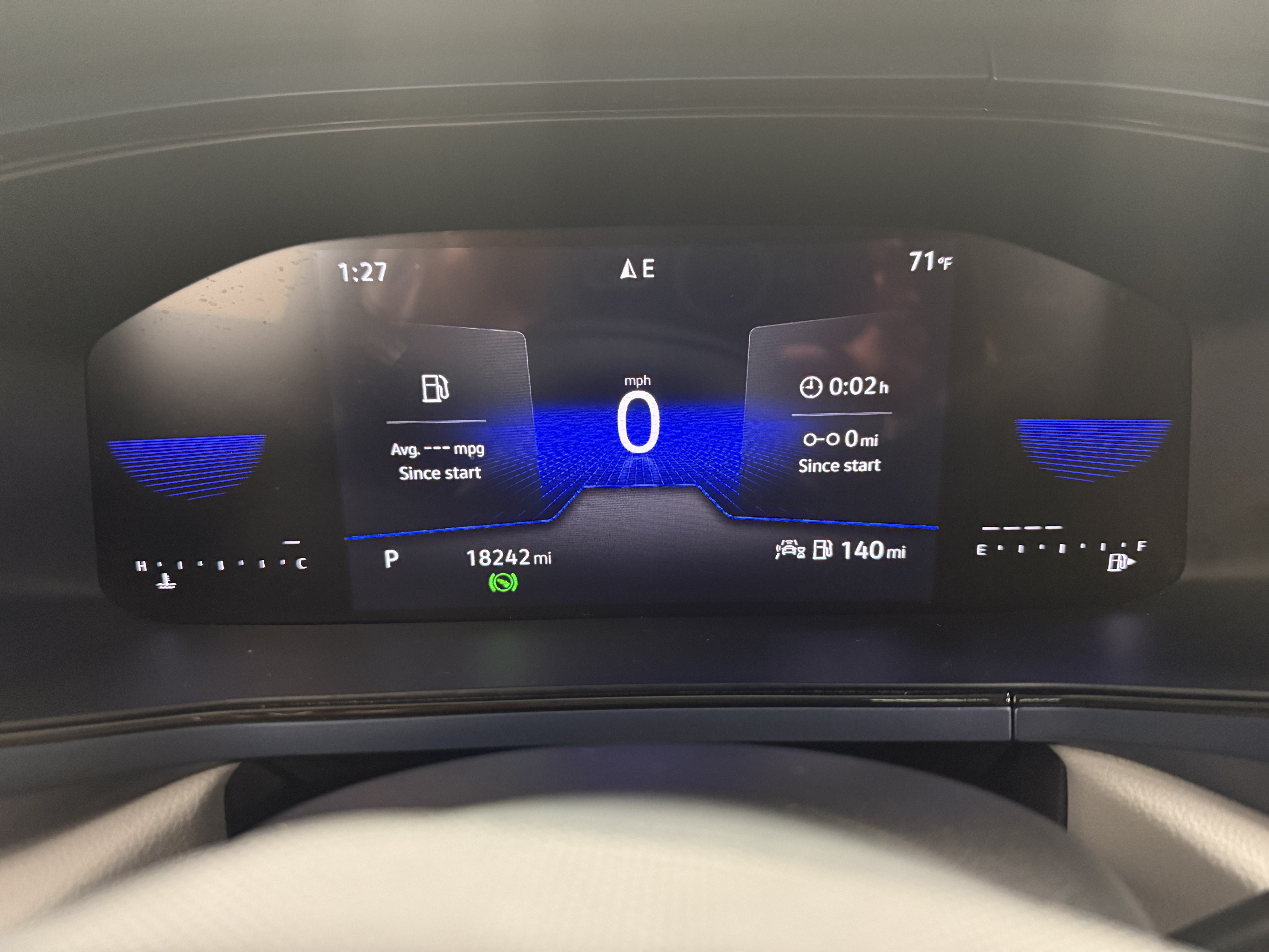 2024 Volkswagen Taos SE w/Sunroof