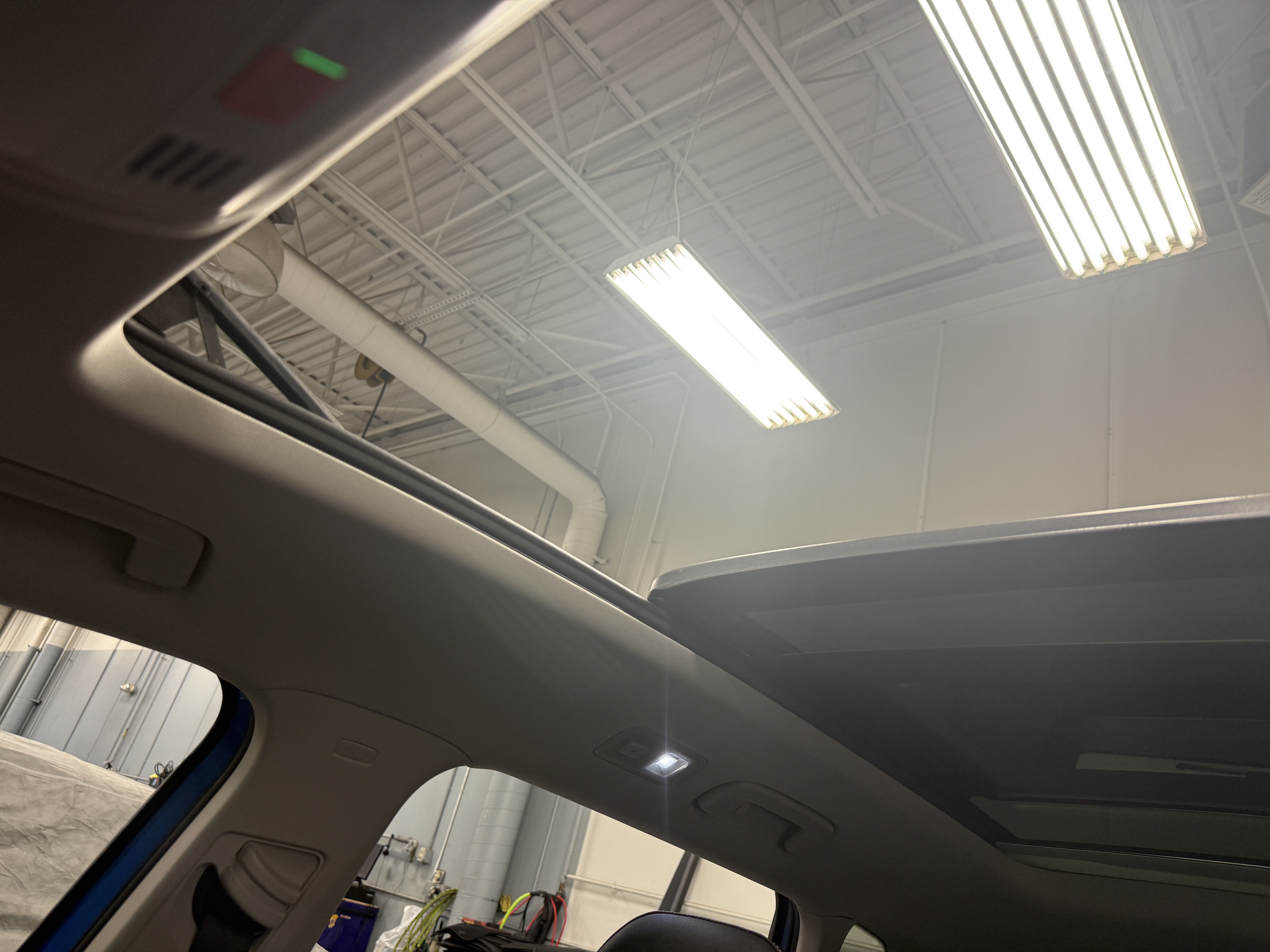 2024 Volkswagen Taos SE w/Sunroof