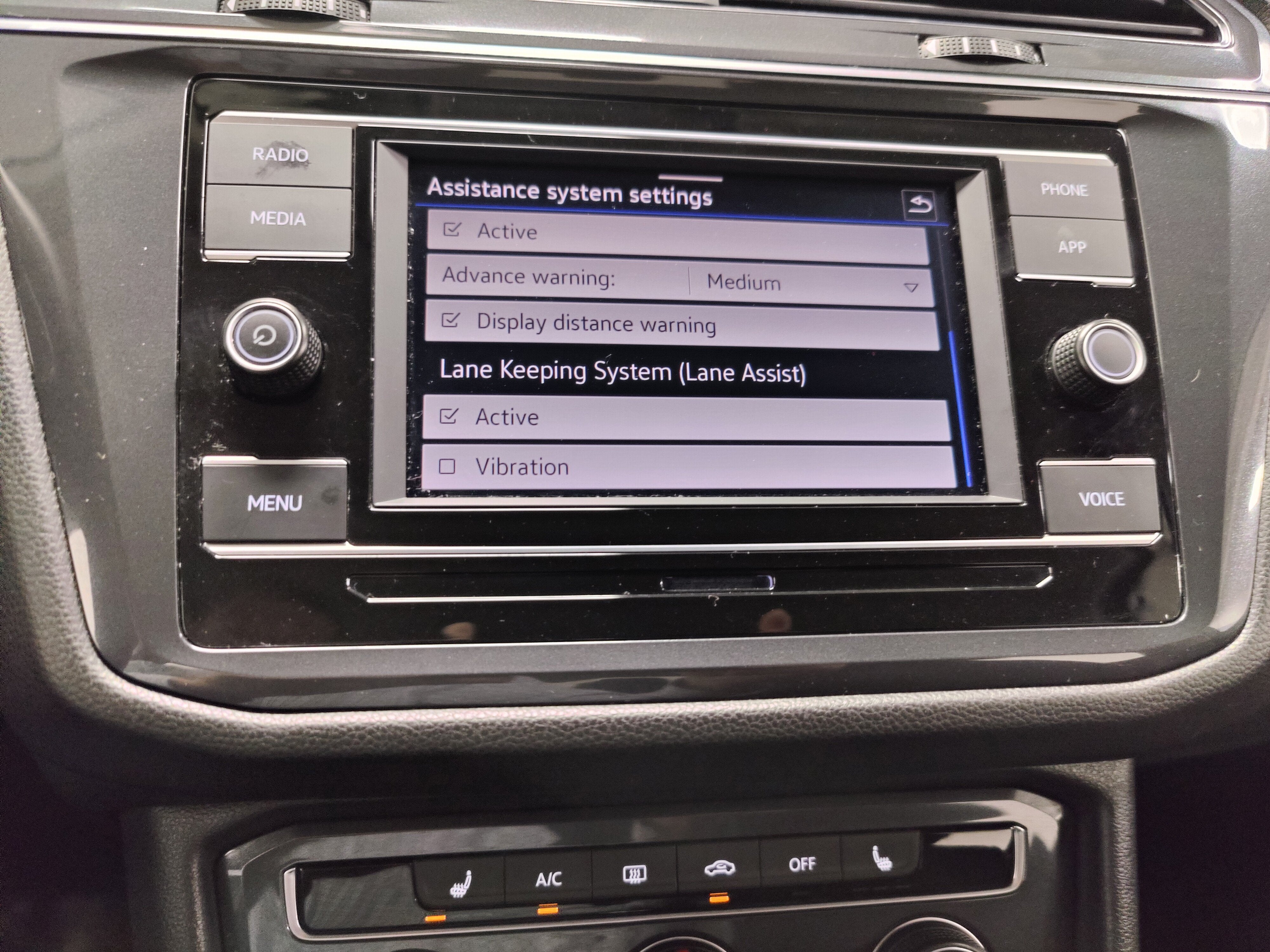 2023 Volkswagen Tiguan S AWD w/Dr Asst Pkg